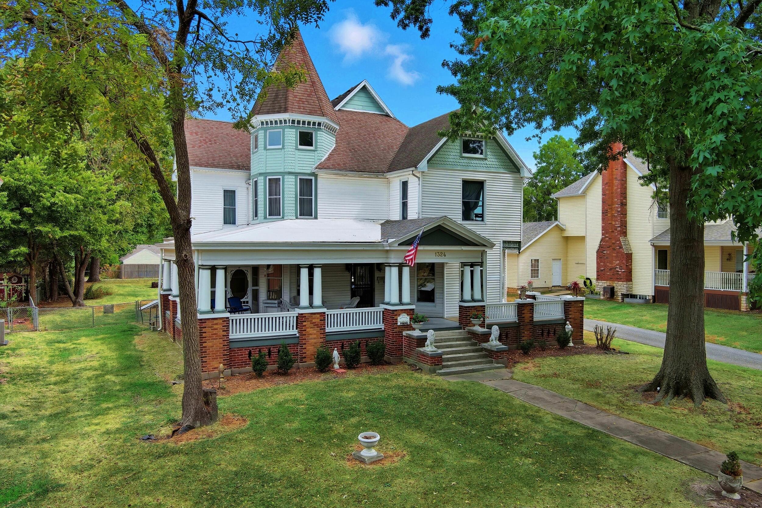 Photo 79 - Residential for sale – 1324 N Washington Avenue  Springfield, MO