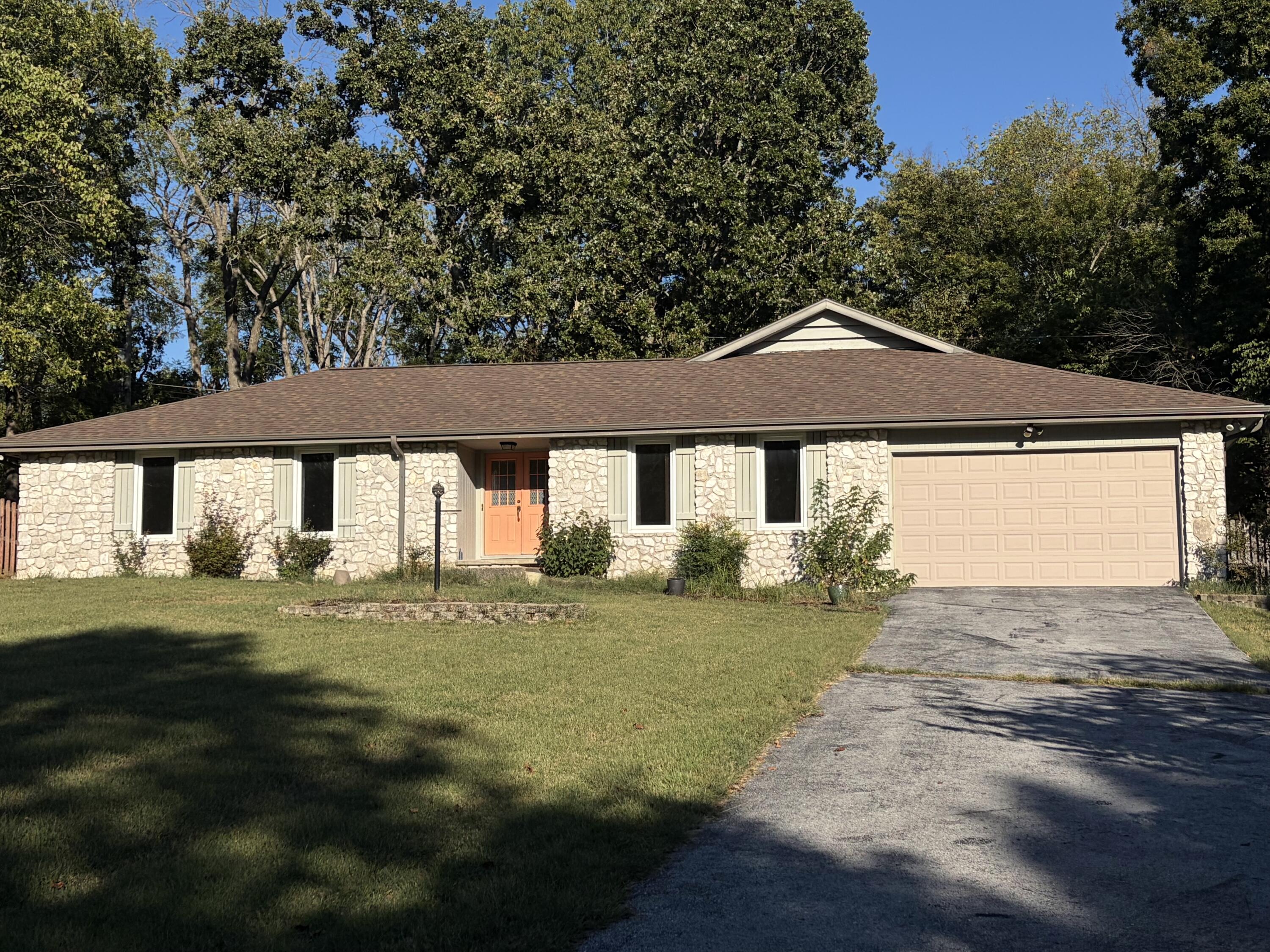 Photo 2 - Residential for sale – 1250 S Farm Road 205   Springfield, MO