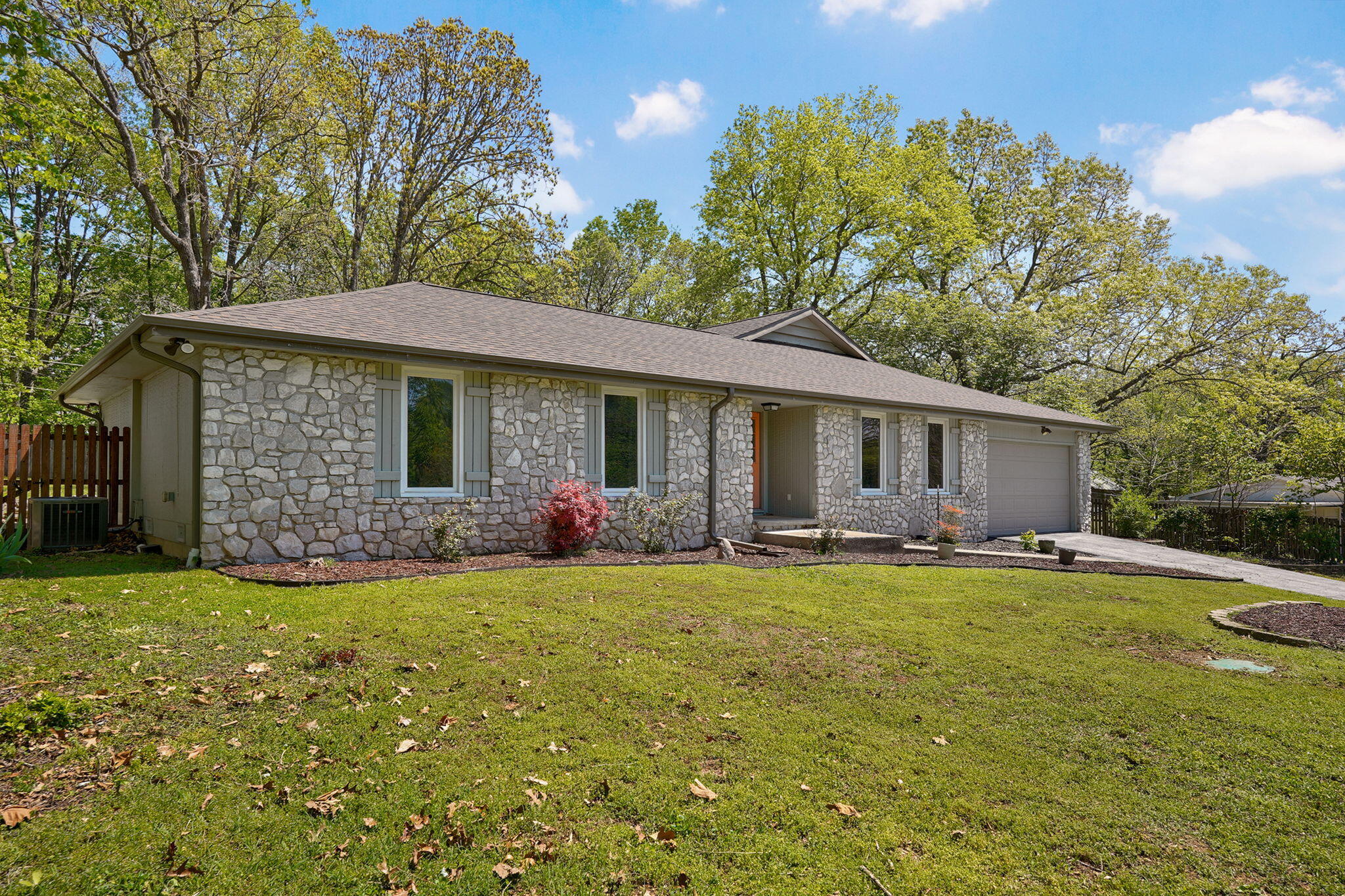 Photo 39 - Residential for sale – 1250 S Farm Road 205   Springfield, MO