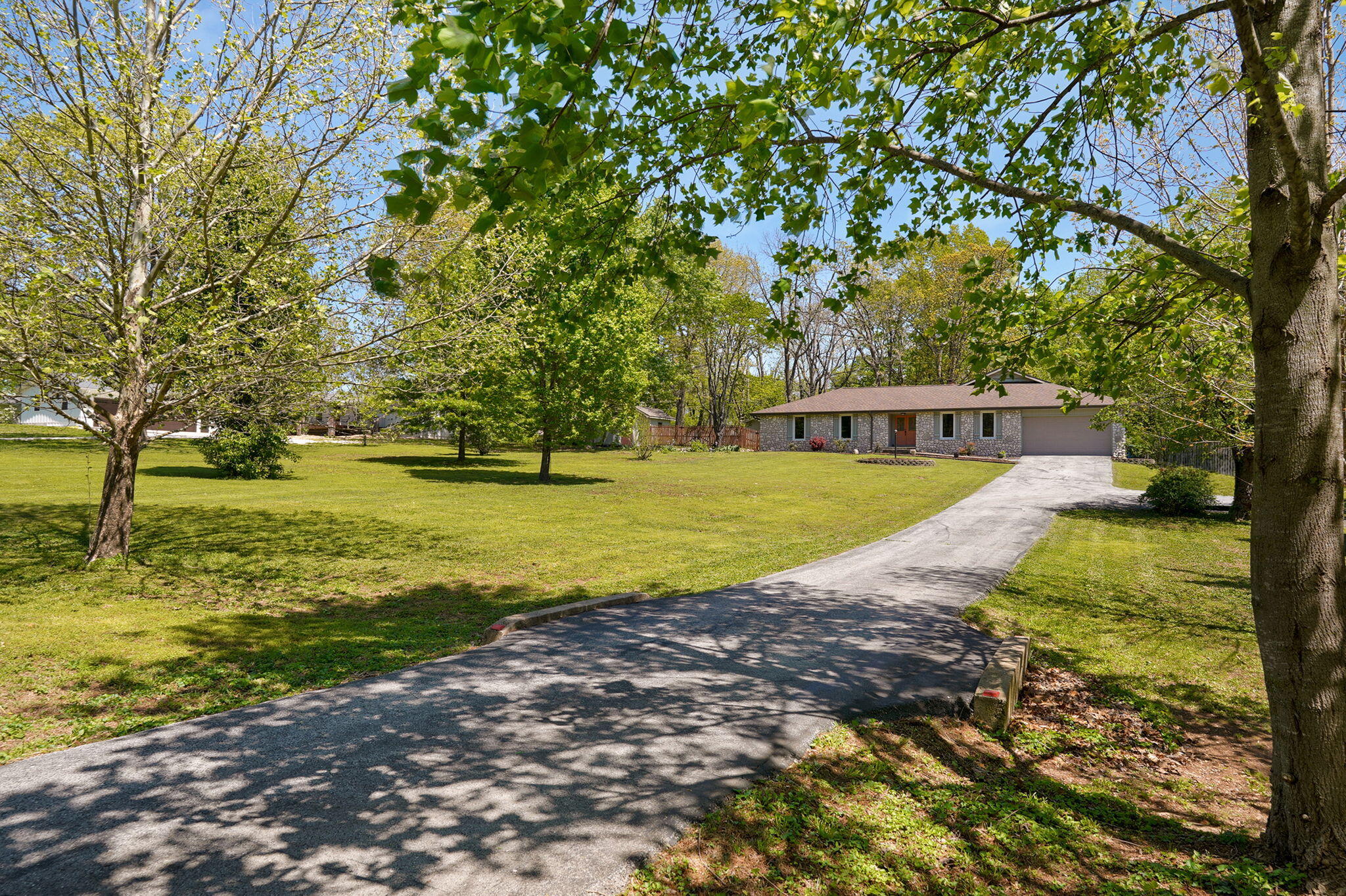 Photo 44 - Residential for sale – 1250 S Farm Road 205   Springfield, MO