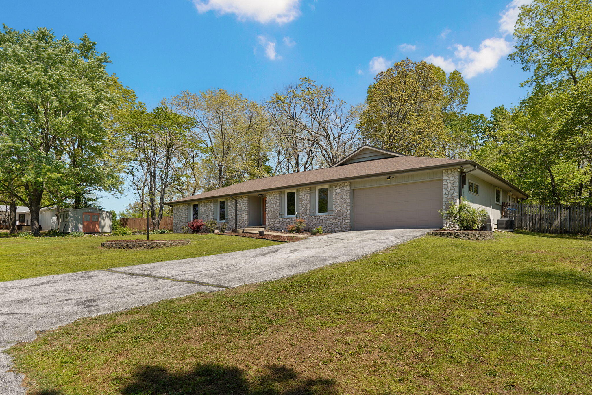 Photo 40 - Residential for sale – 1250 S Farm Road 205   Springfield, MO