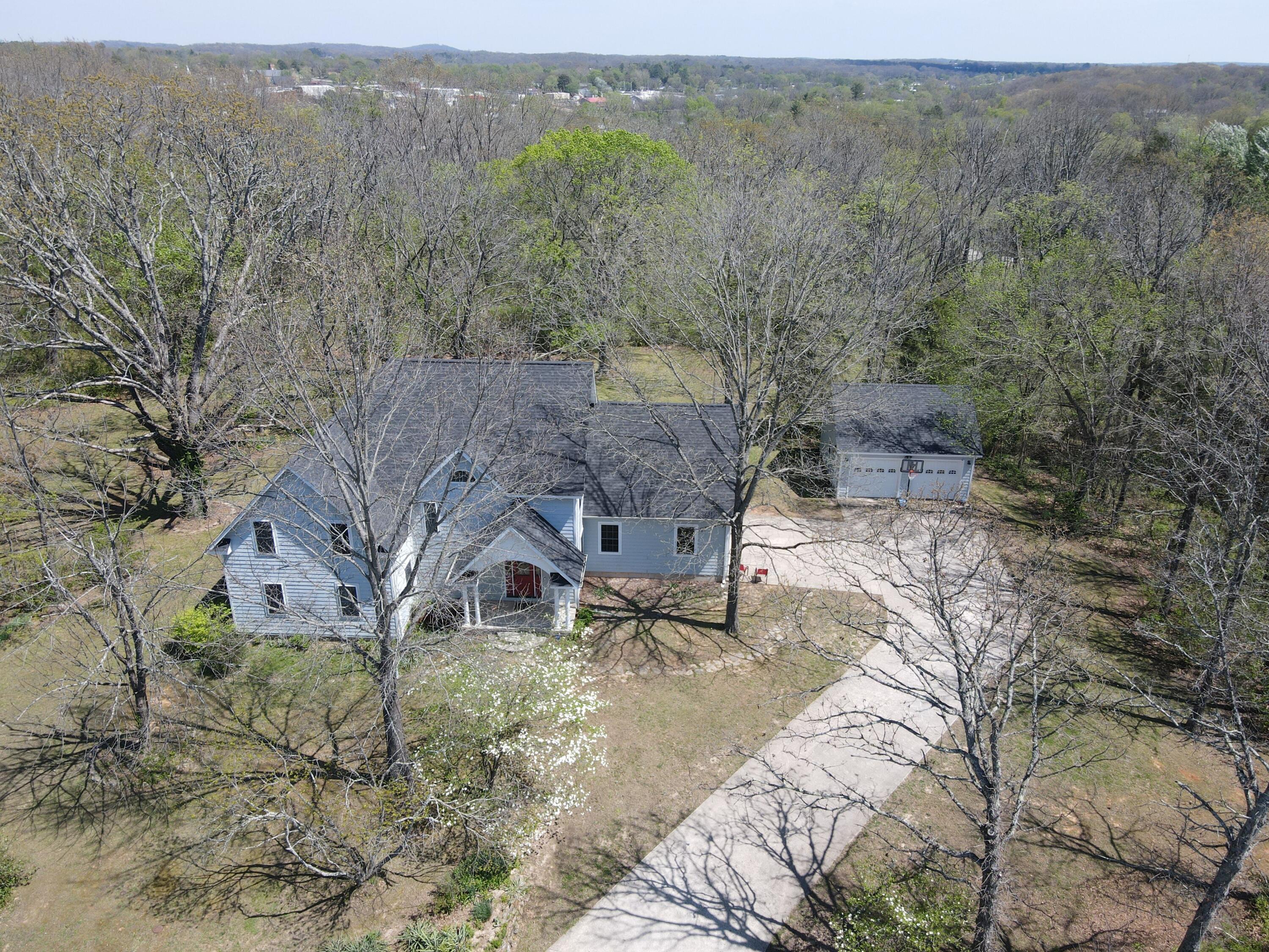 Photo 73 - Residential for sale – 116  Clingan   Willow Springs, MO