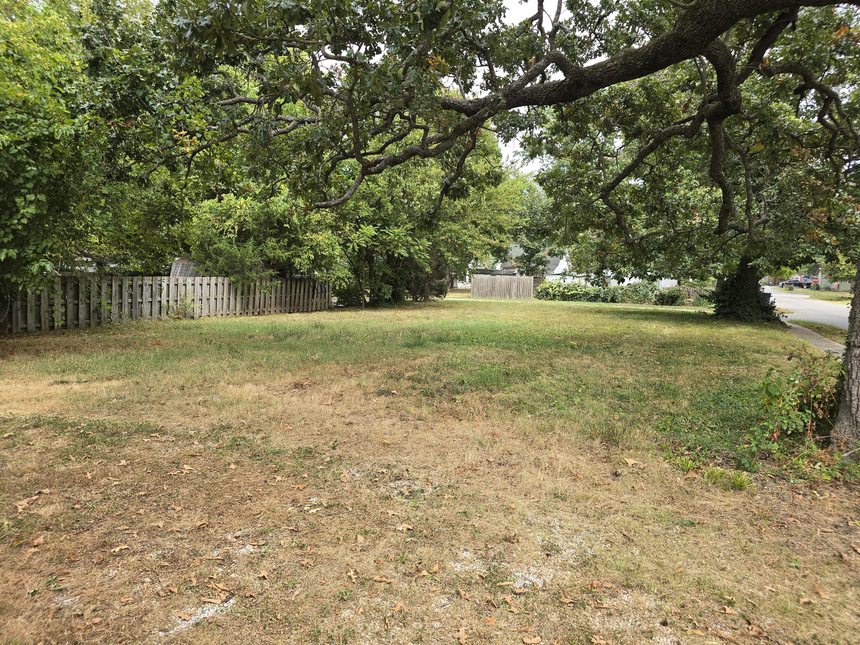 Photo 11 - Commercial Sale for sale – 2500 N Grant Avenue  Springfield, MO