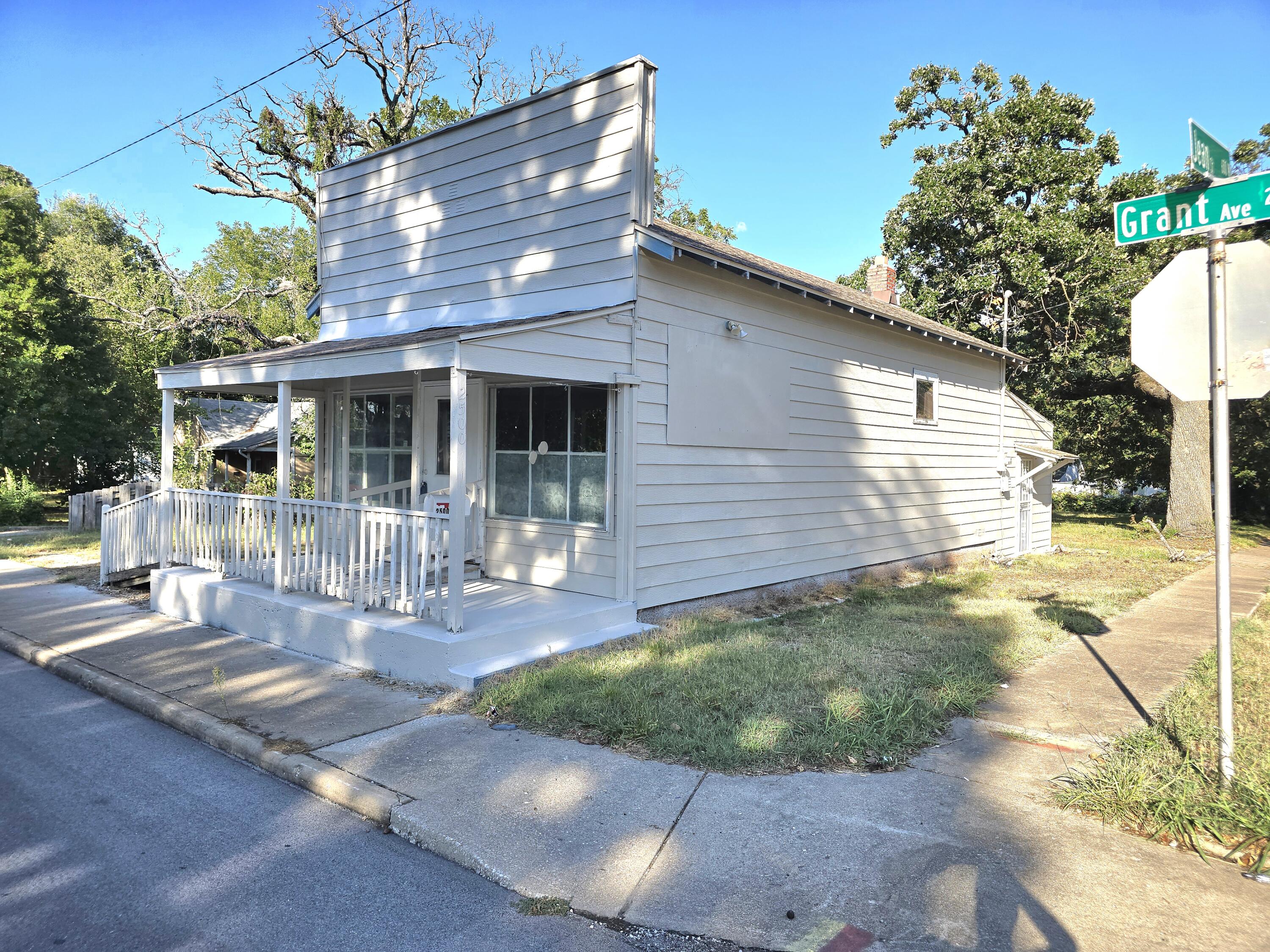 Commercial Sale for sale – 2500 N Grant Avenue  Springfield, MO