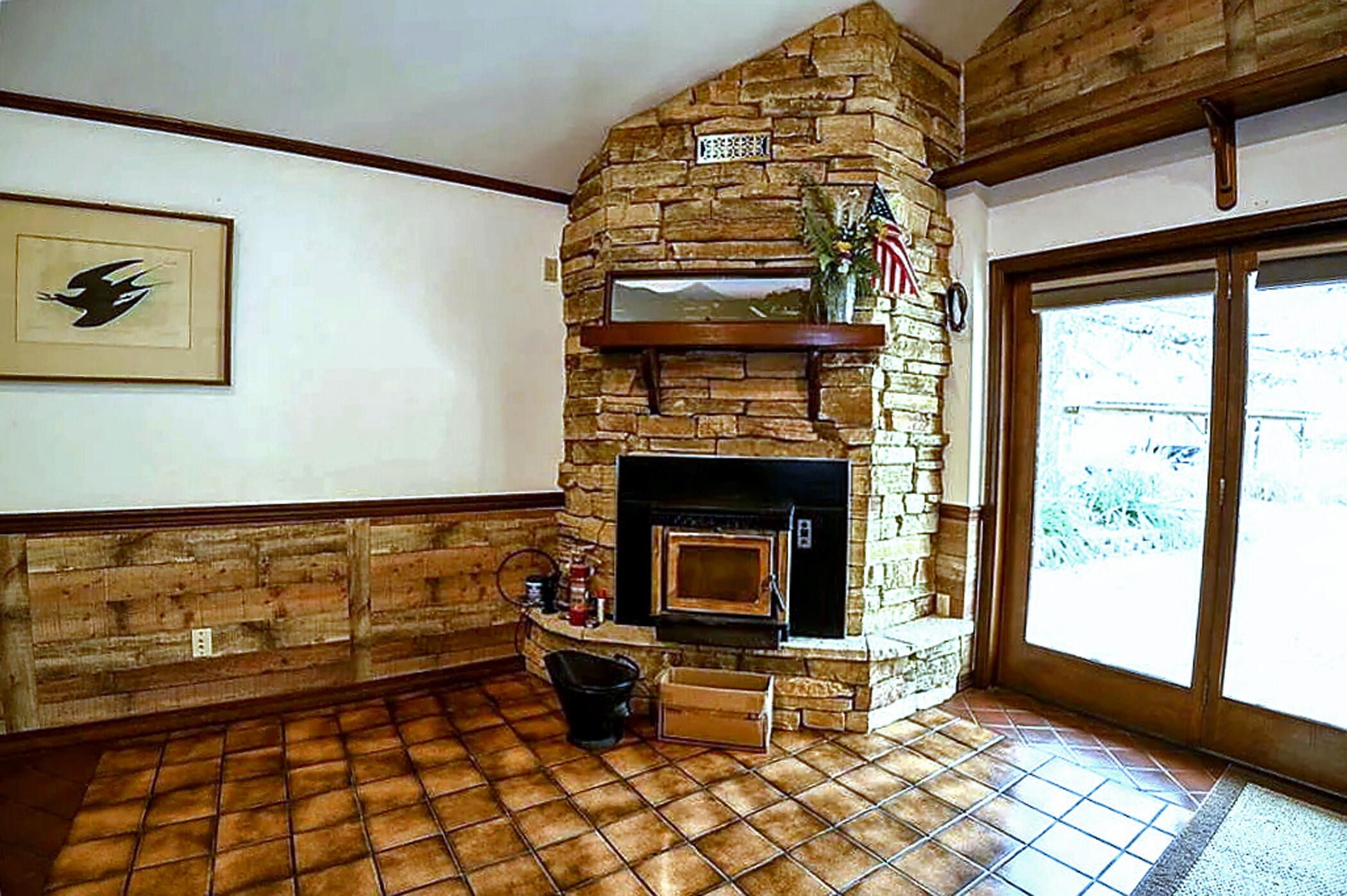Photo 8 - Residential for sale – 22303  County Road 253   Wheatland, MO