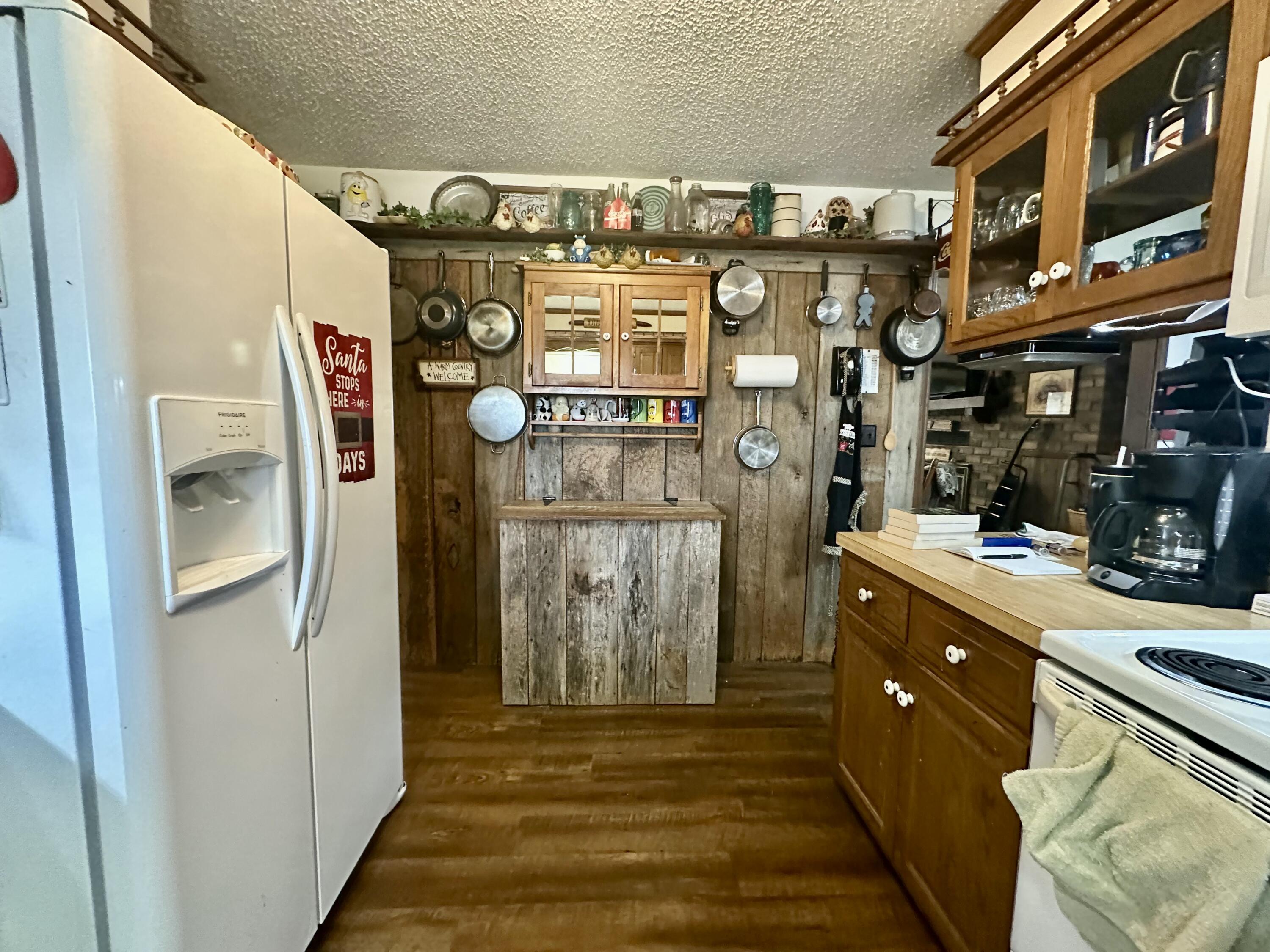 Photo 8 - Residential for sale – 231 N Olive Street  Marshfield, MO