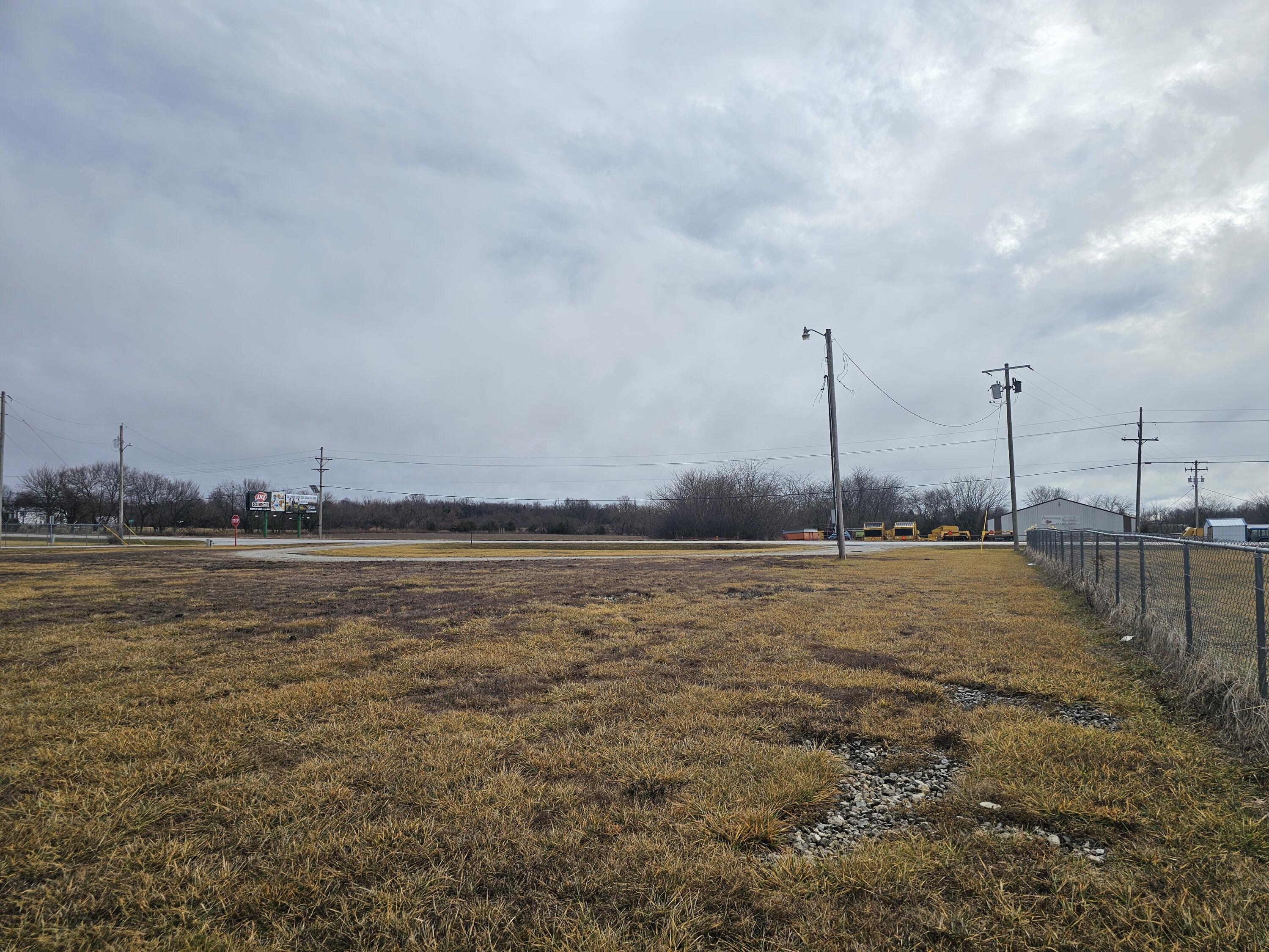 Photo 4 - Land for sale – 1609 W Dallas Street  Buffalo, MO