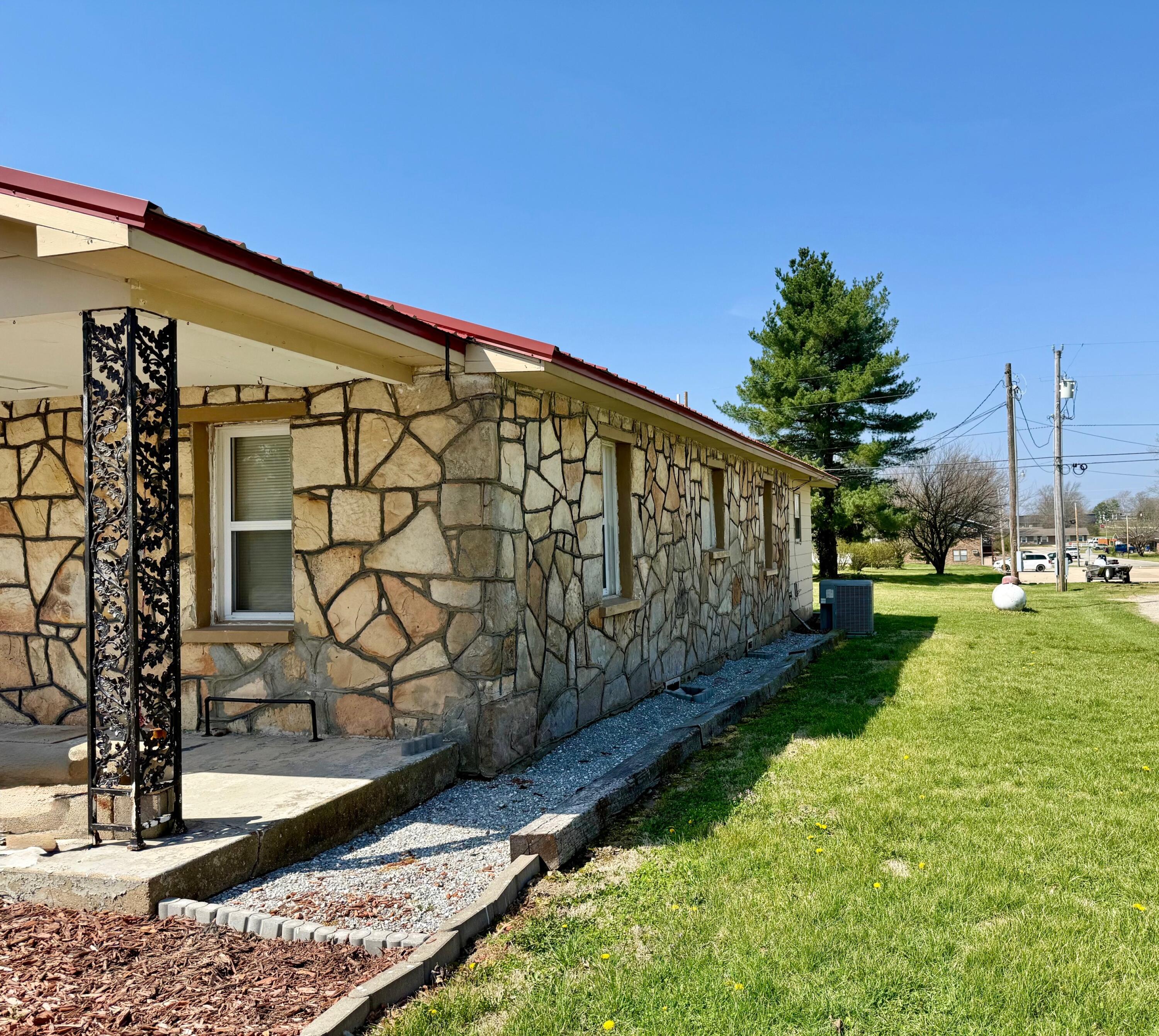 Photo 20 - Residential for sale – 213 S Main Street  Licking, MO