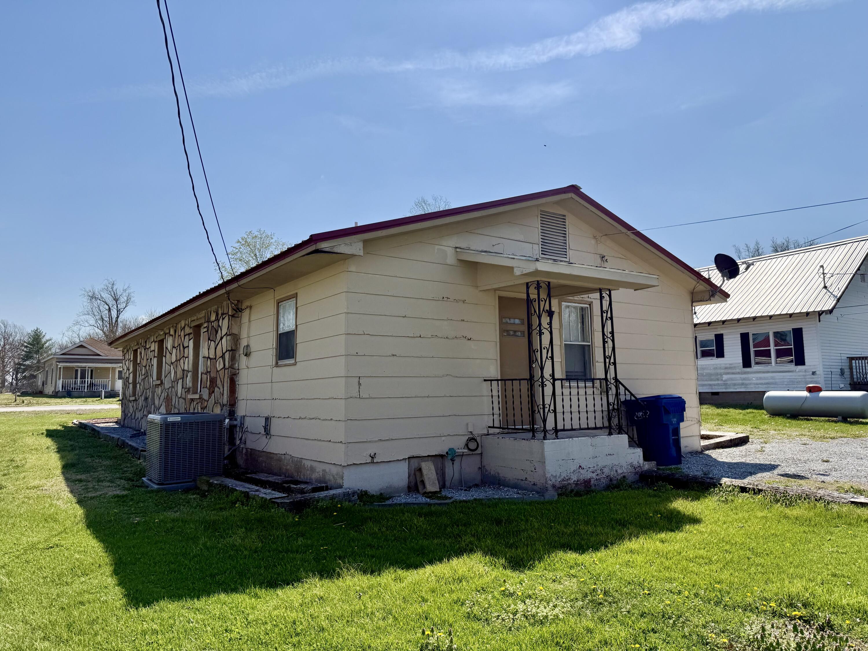 Photo 21 - Residential for sale – 213 S Main Street  Licking, MO