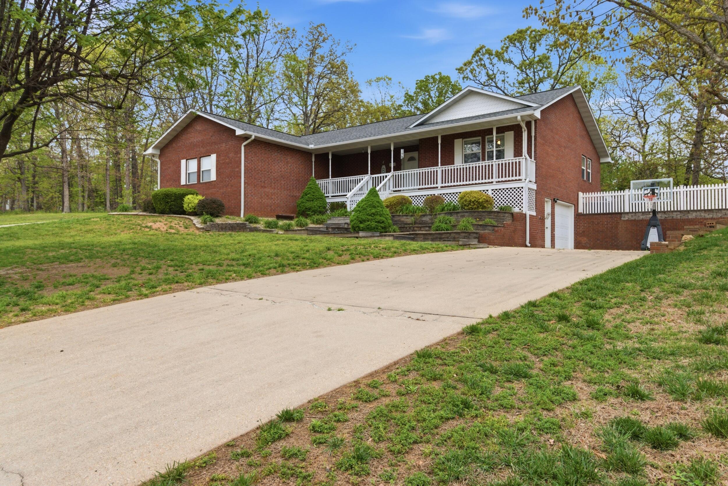 Photo 2 - Residential for sale – 2610  Kody Drive  West Plains, MO