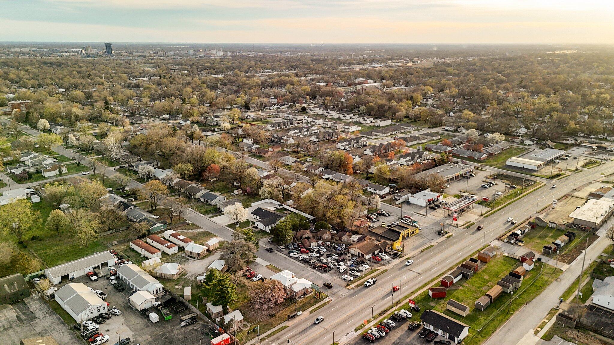 Photo 14 - Commercial Sale for sale – 1534 E Kearney Street  Springfield, MO