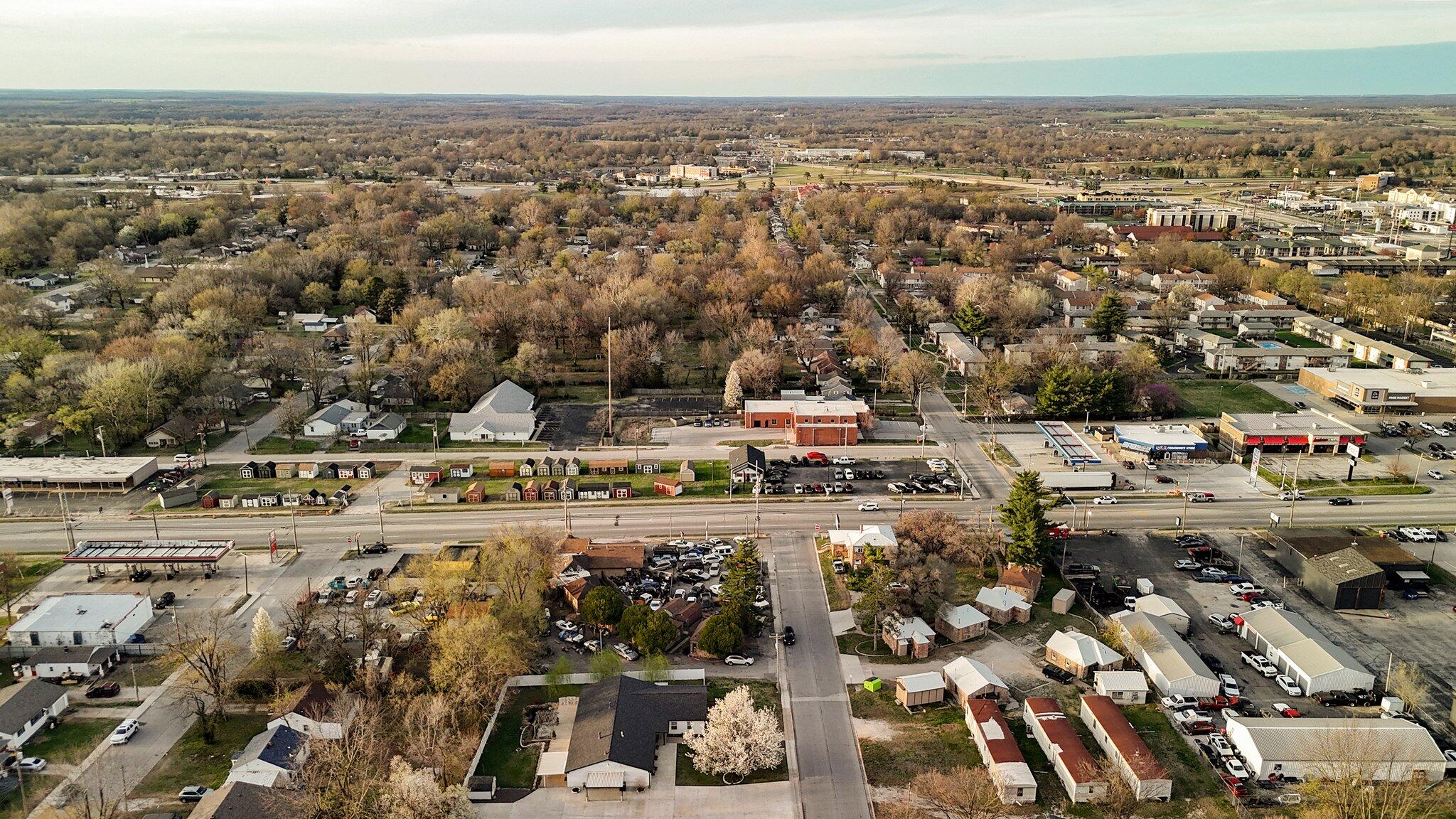 Photo 11 - Commercial Sale for sale – 1534 E Kearney Street  Springfield, MO