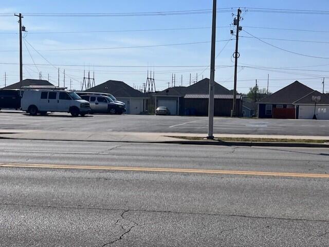 Photo 3 - Commercial Sale for sale – 2412 S Main Street  Joplin, MO