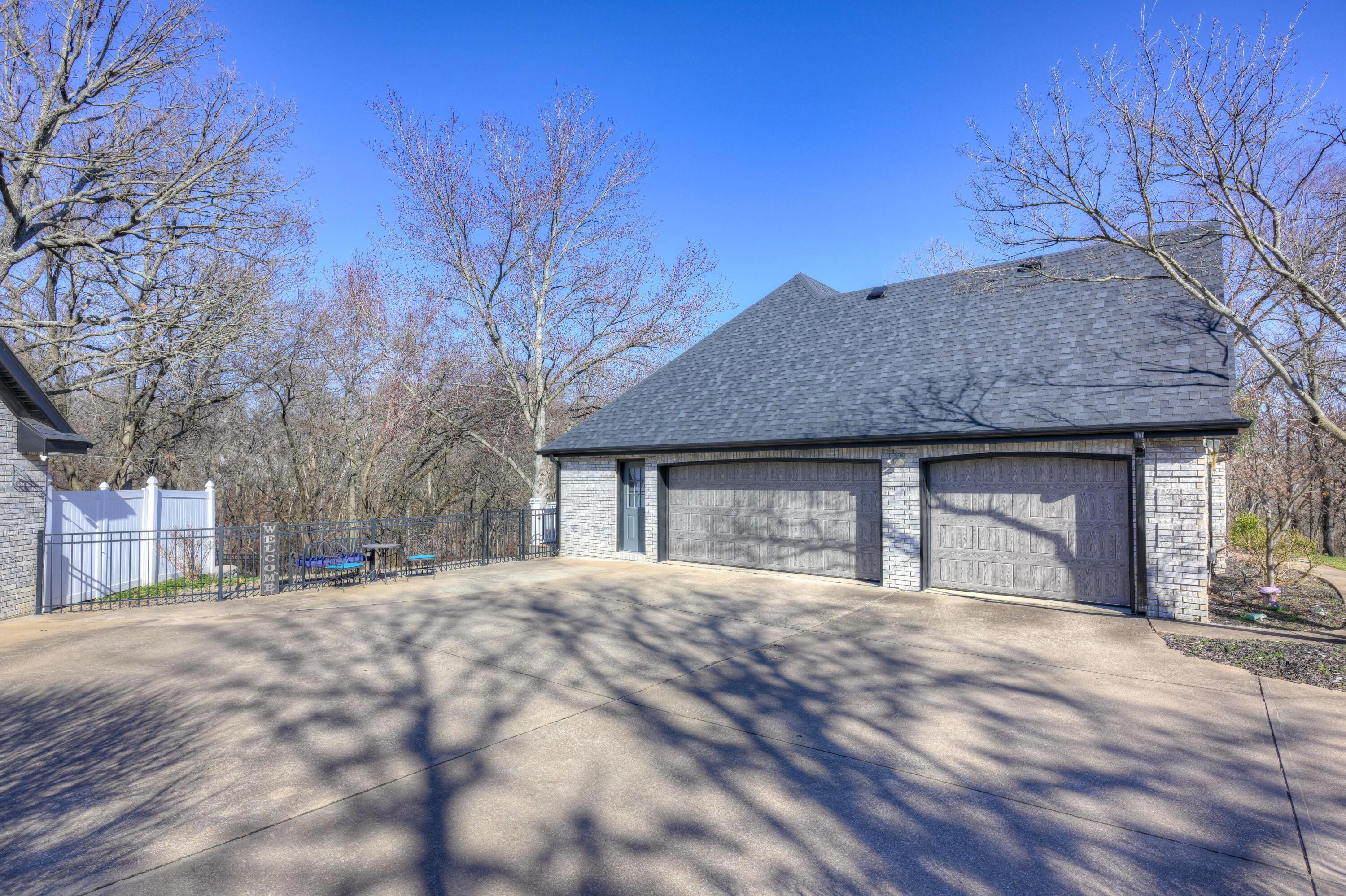Photo 45 - Residential for sale – 7  Deer Run Drive  Joplin, MO