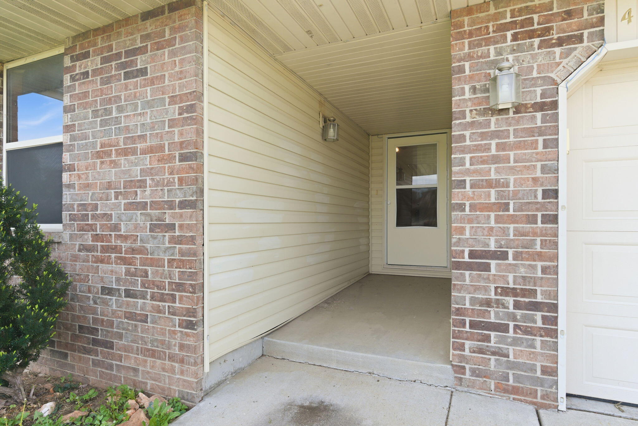 Photo 4 - Residential for sale – 4432 W Huckleberry Street  Springfield, MO