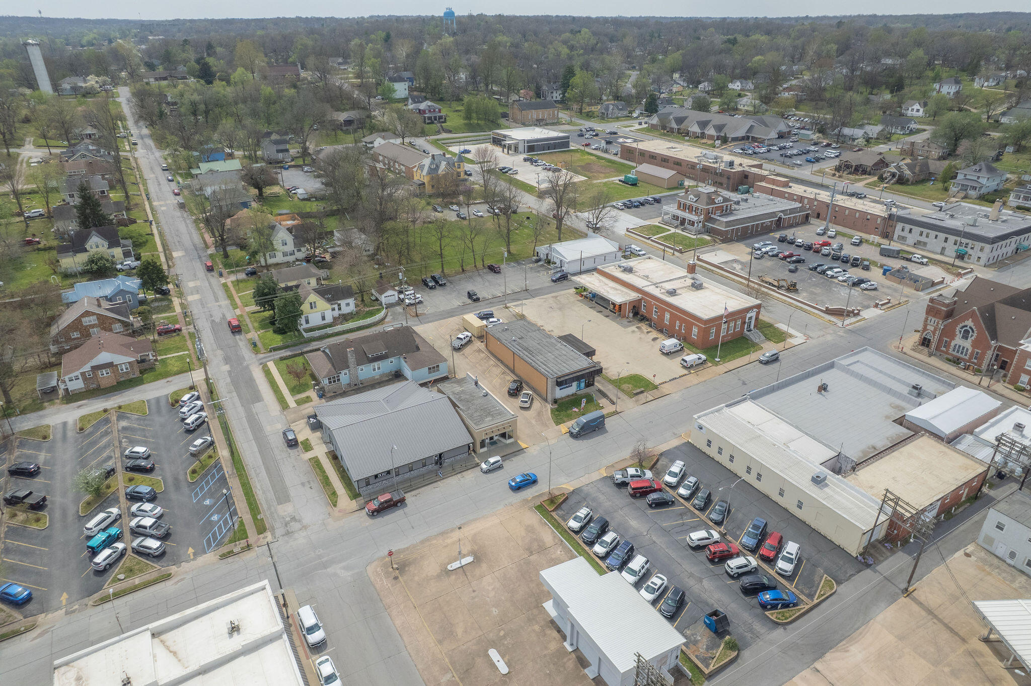 Photo 28 - Commercial Sale for sale – 115 E Hickory Street   Neosho, MO