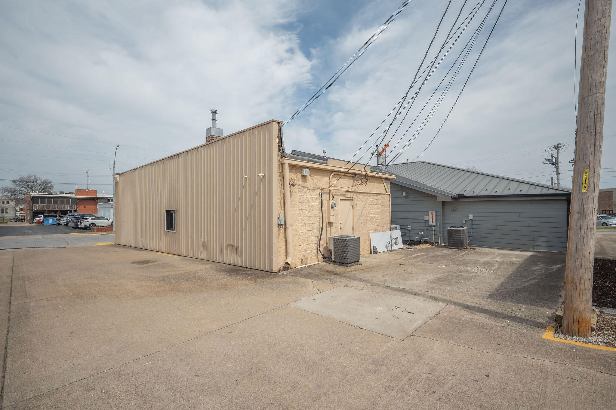 Photo 32 - Commercial Sale for sale – 115 E Hickory Street   Neosho, MO