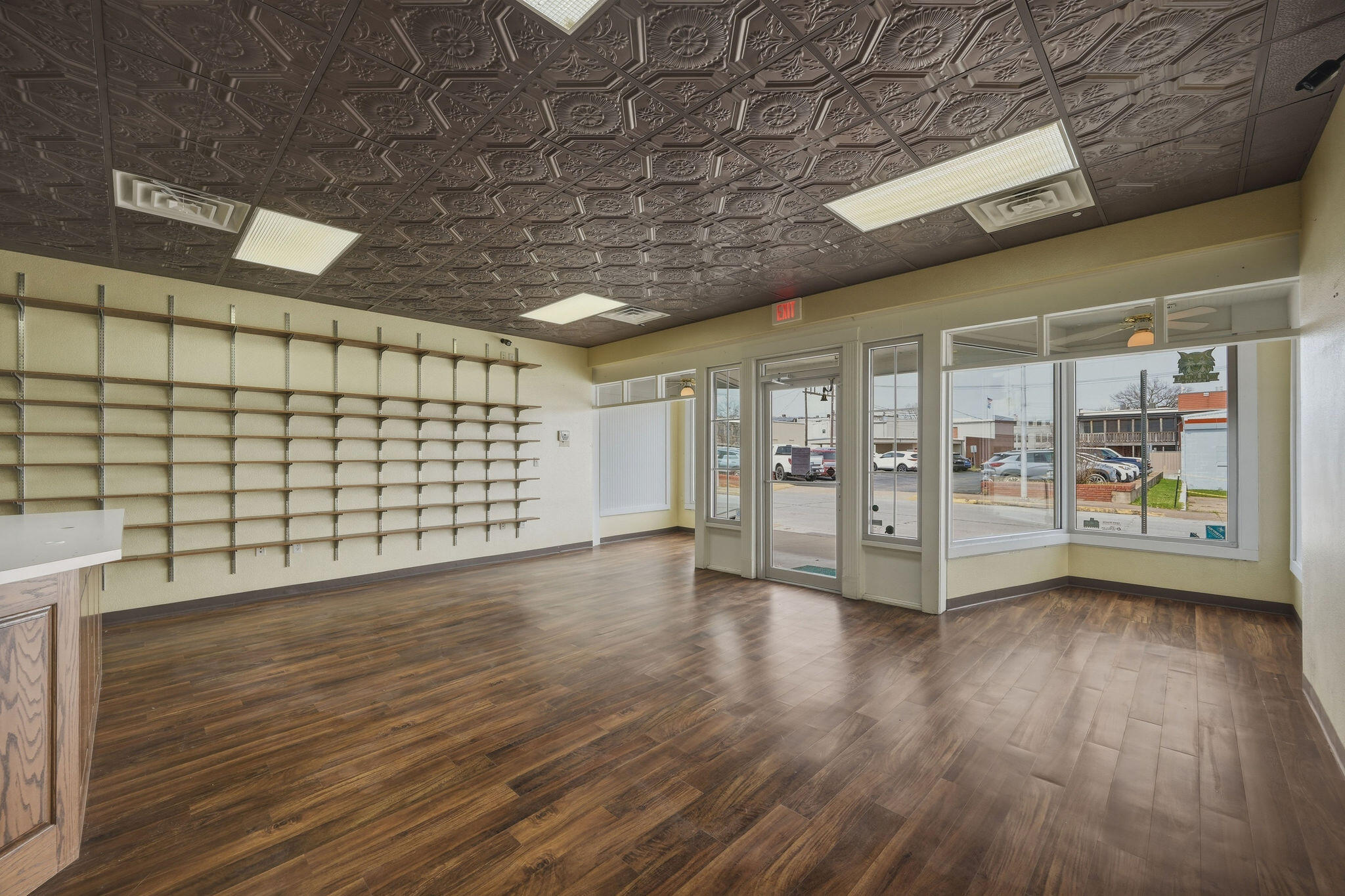 Photo 8 - Commercial Sale for sale – 115 E Hickory Street   Neosho, MO