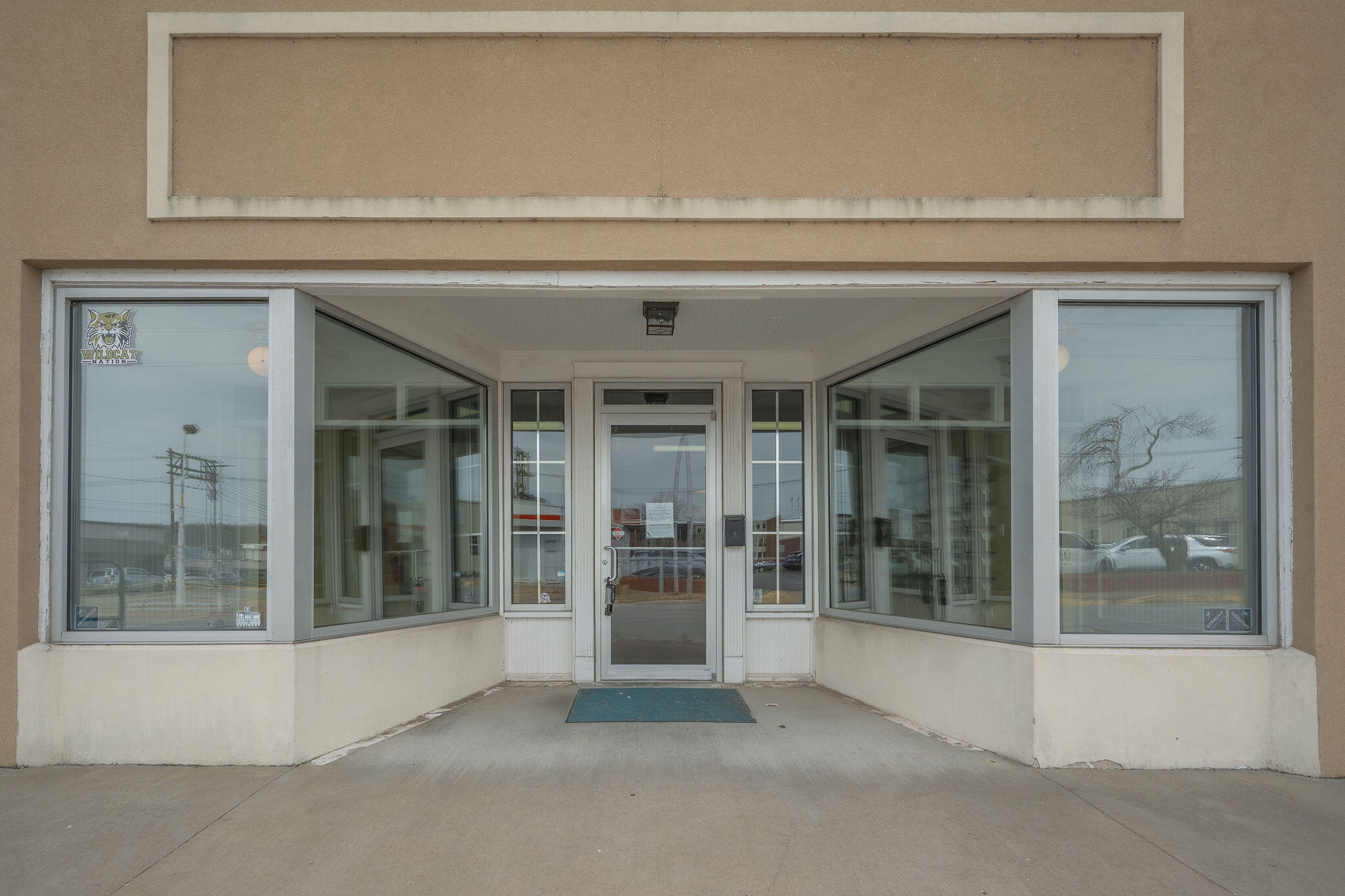 Photo 3 - Commercial Sale for sale – 115 E Hickory Street   Neosho, MO