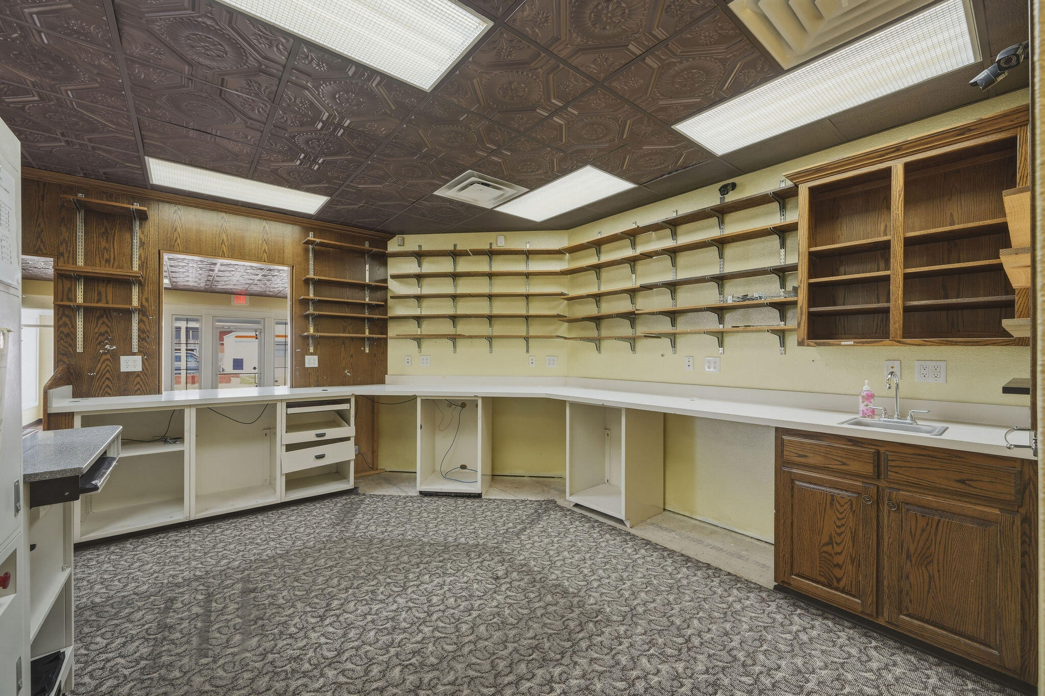 Photo 14 - Commercial Sale for sale – 115 E Hickory Street   Neosho, MO