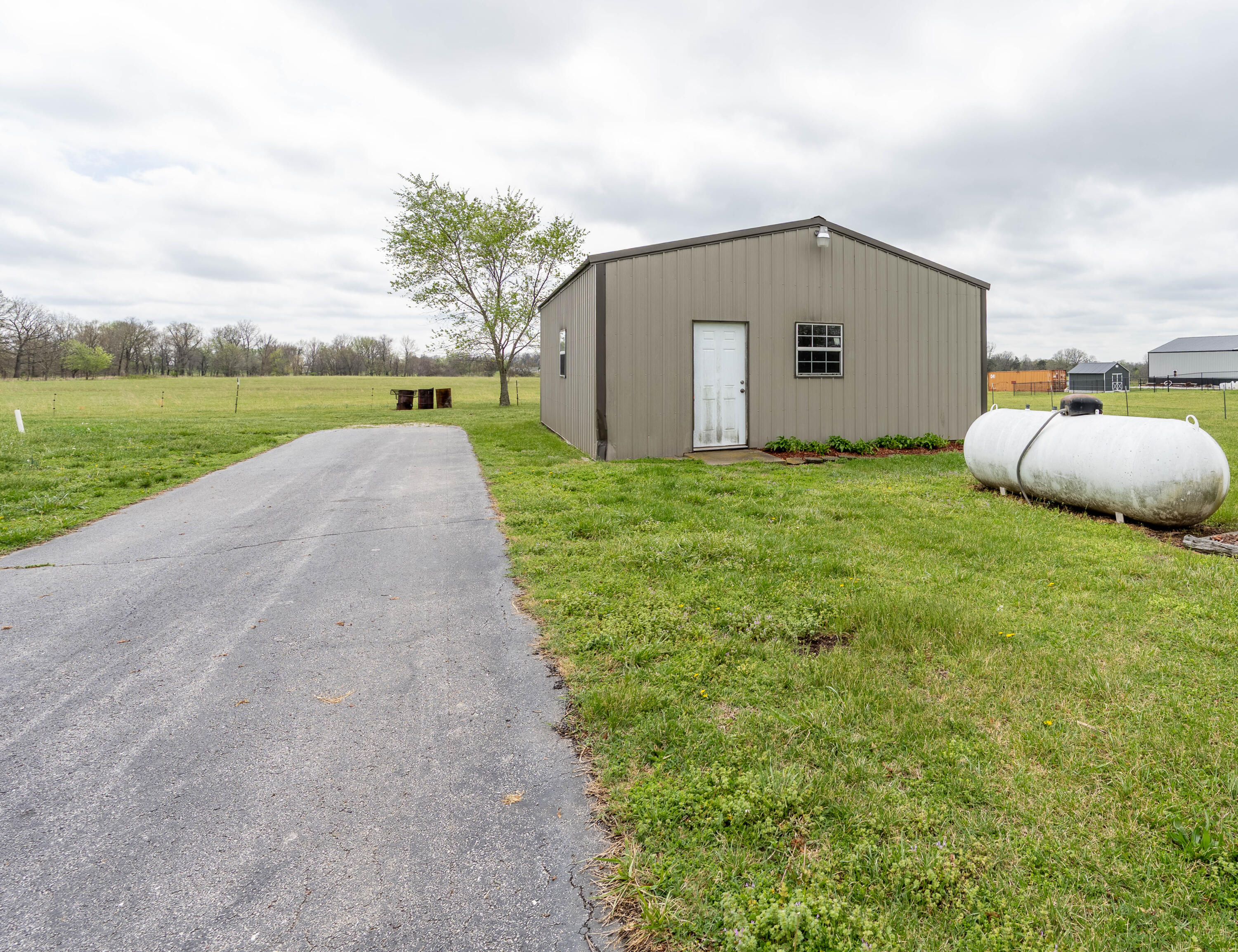 Photo 52 - Residential for sale – 7914 W Farm Road 124   Springfield, MO