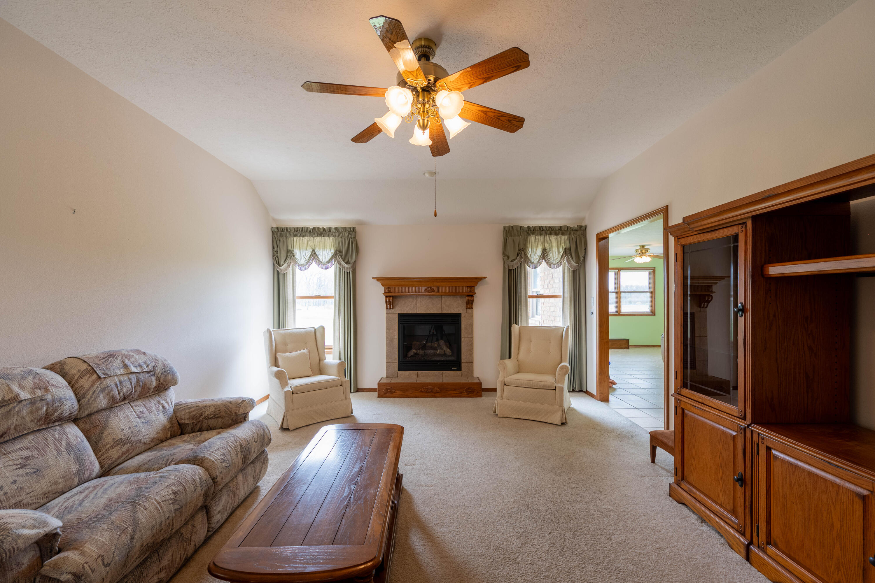 Photo 9 - Residential for sale – 7914 W Farm Road 124   Springfield, MO