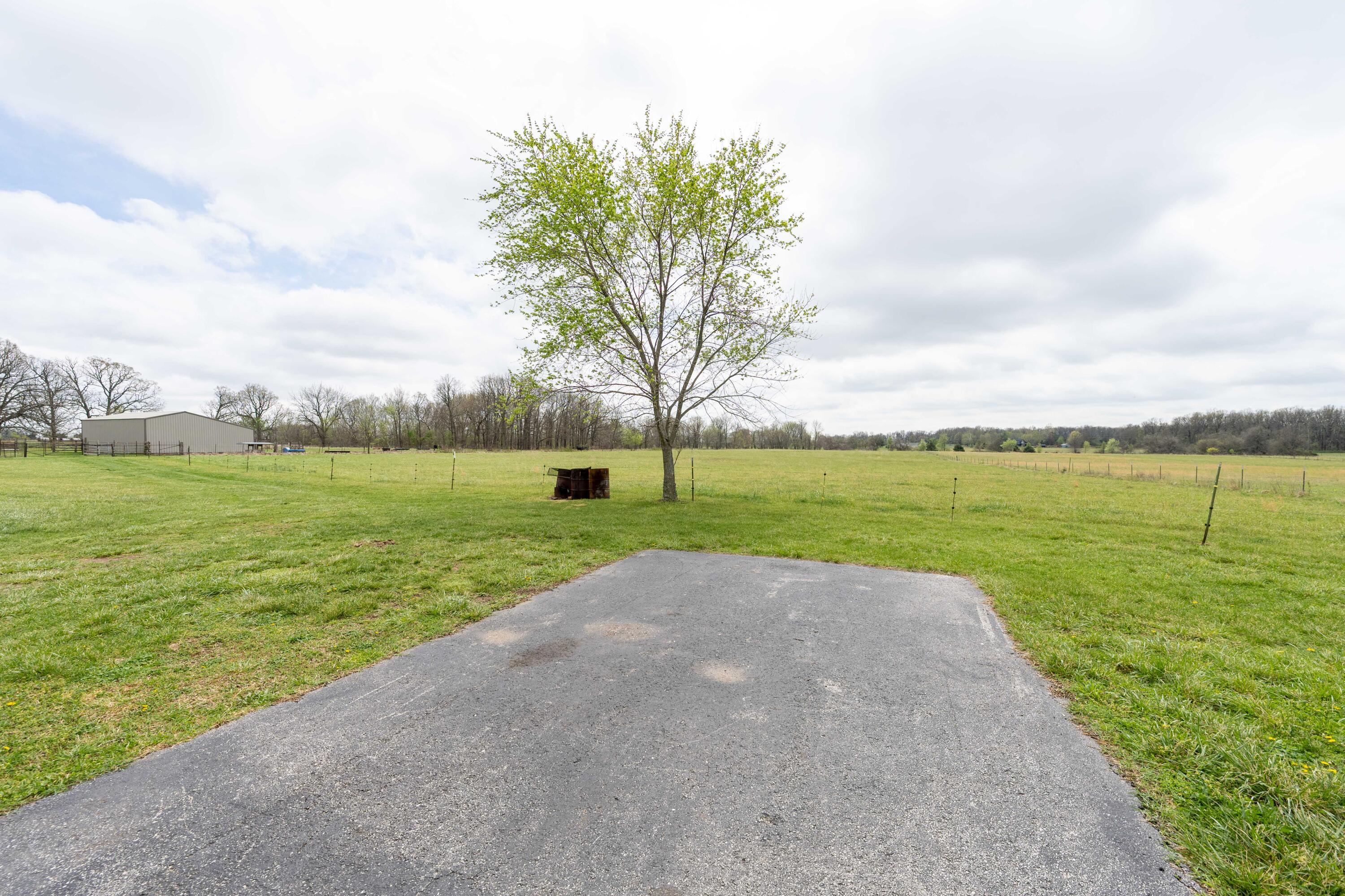 Photo 55 - Residential for sale – 7914 W Farm Road 124   Springfield, MO