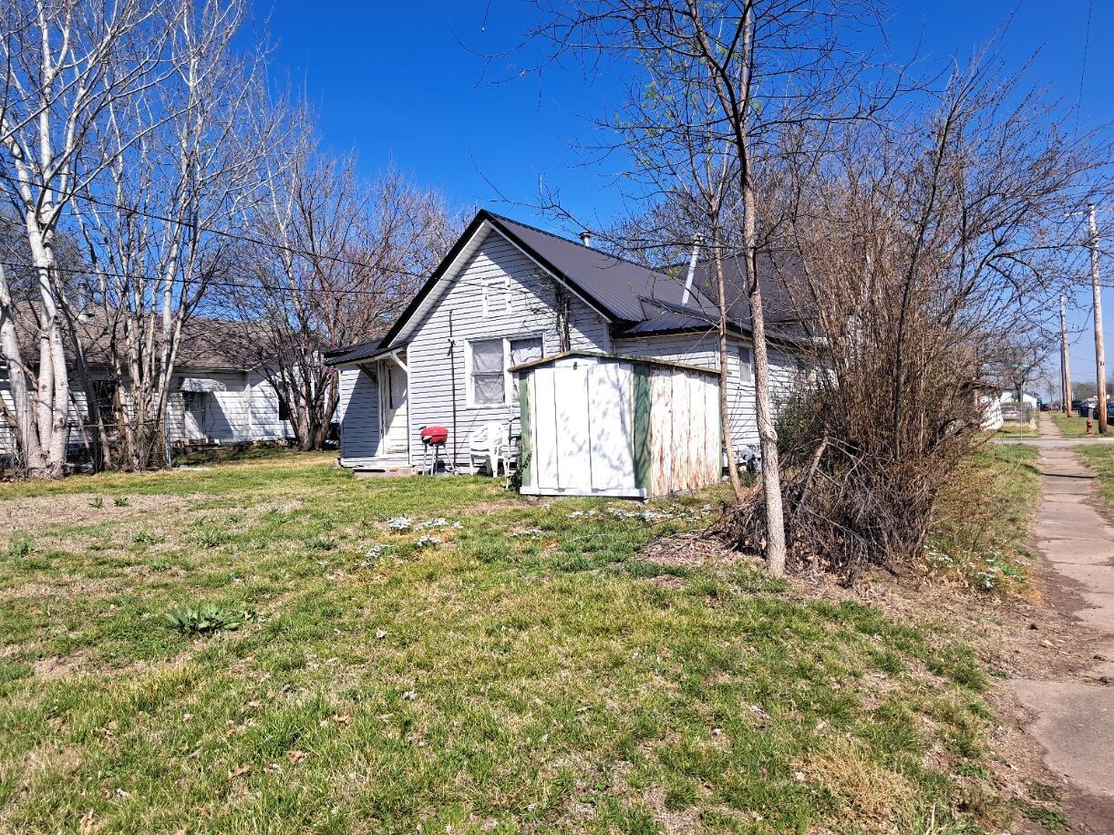 Photo 8 - Residential for sale – 332 S Pennsylvania Avenue  Webb City, MO
