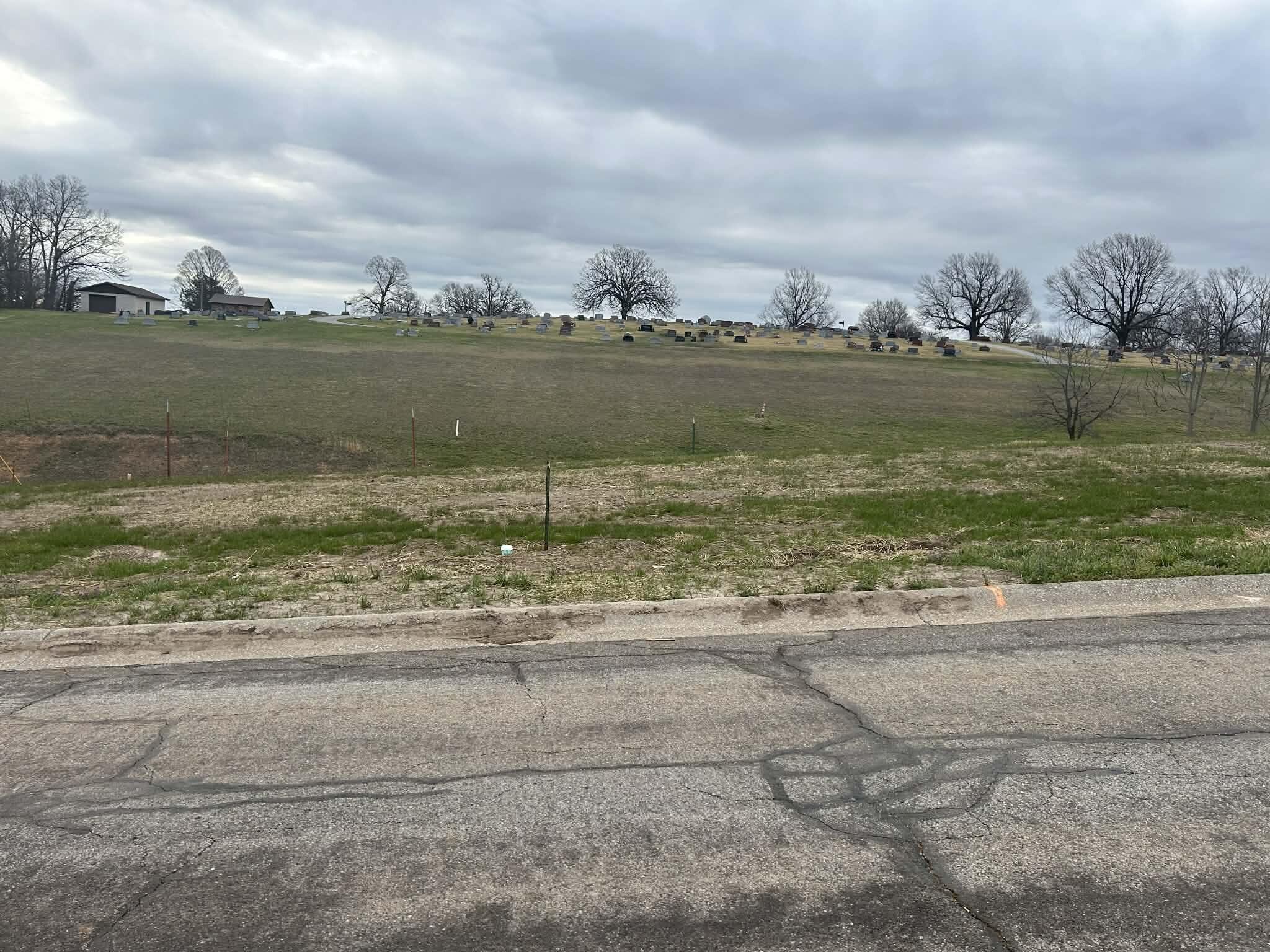 Photo 4 - Land for sale – Lot 52  Justin's Trail Road  Neosho, MO