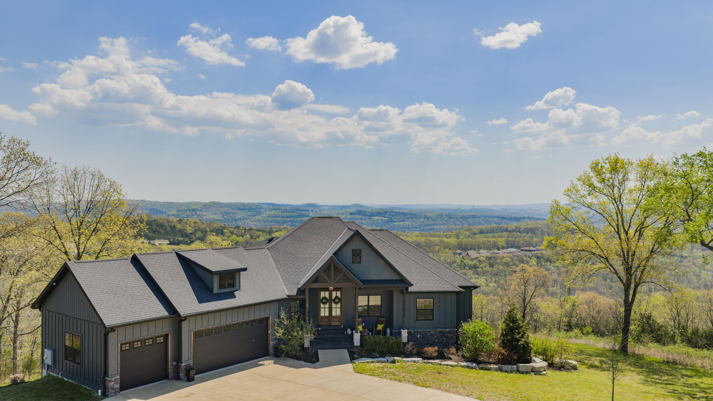 Photo 3 - Residential for sale – 226  Chalcedony Court  Branson West, MO