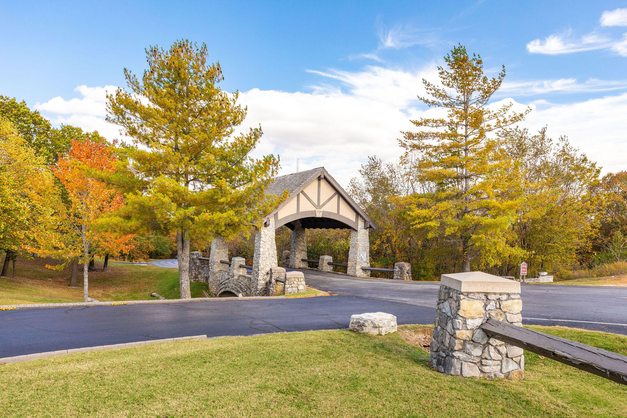 Photo 19 - Land for sale – Lot 8  Silver Oak Place  Branson West, MO