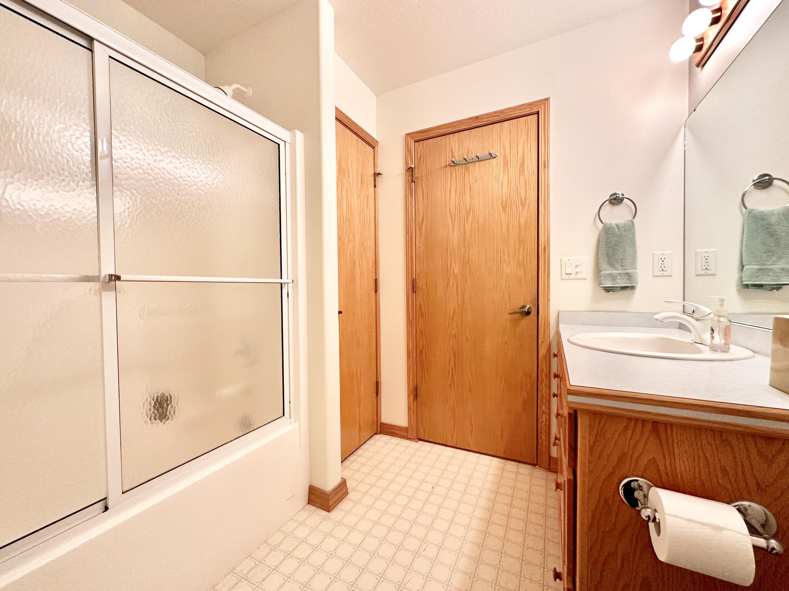 Photo 33 - Residential for sale – 9654  County Road 2680   Mountain View, MO