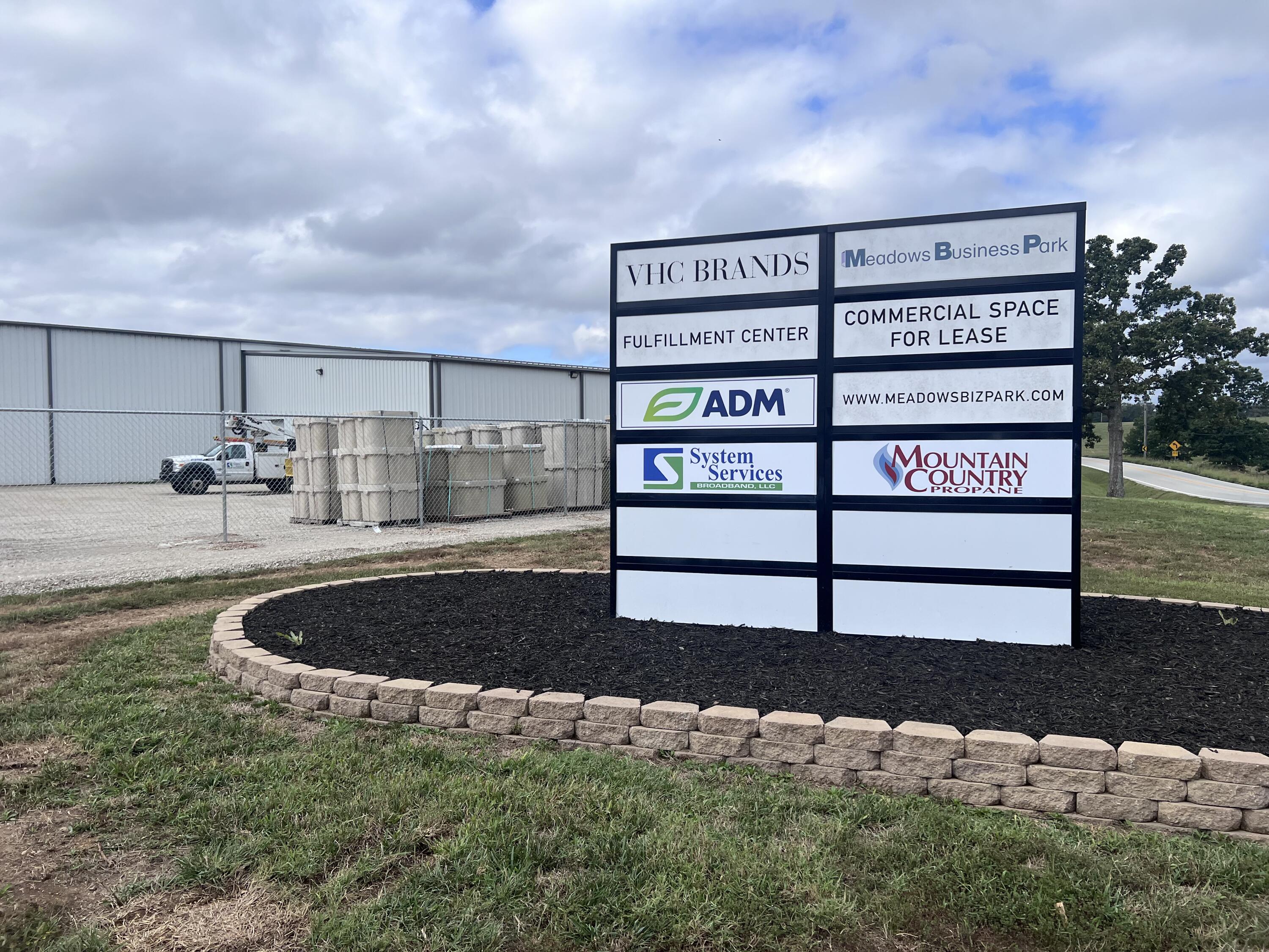 Photo 10 - Commercial Lease for sale – 6010 E Highway 76   Kirbyville, MO