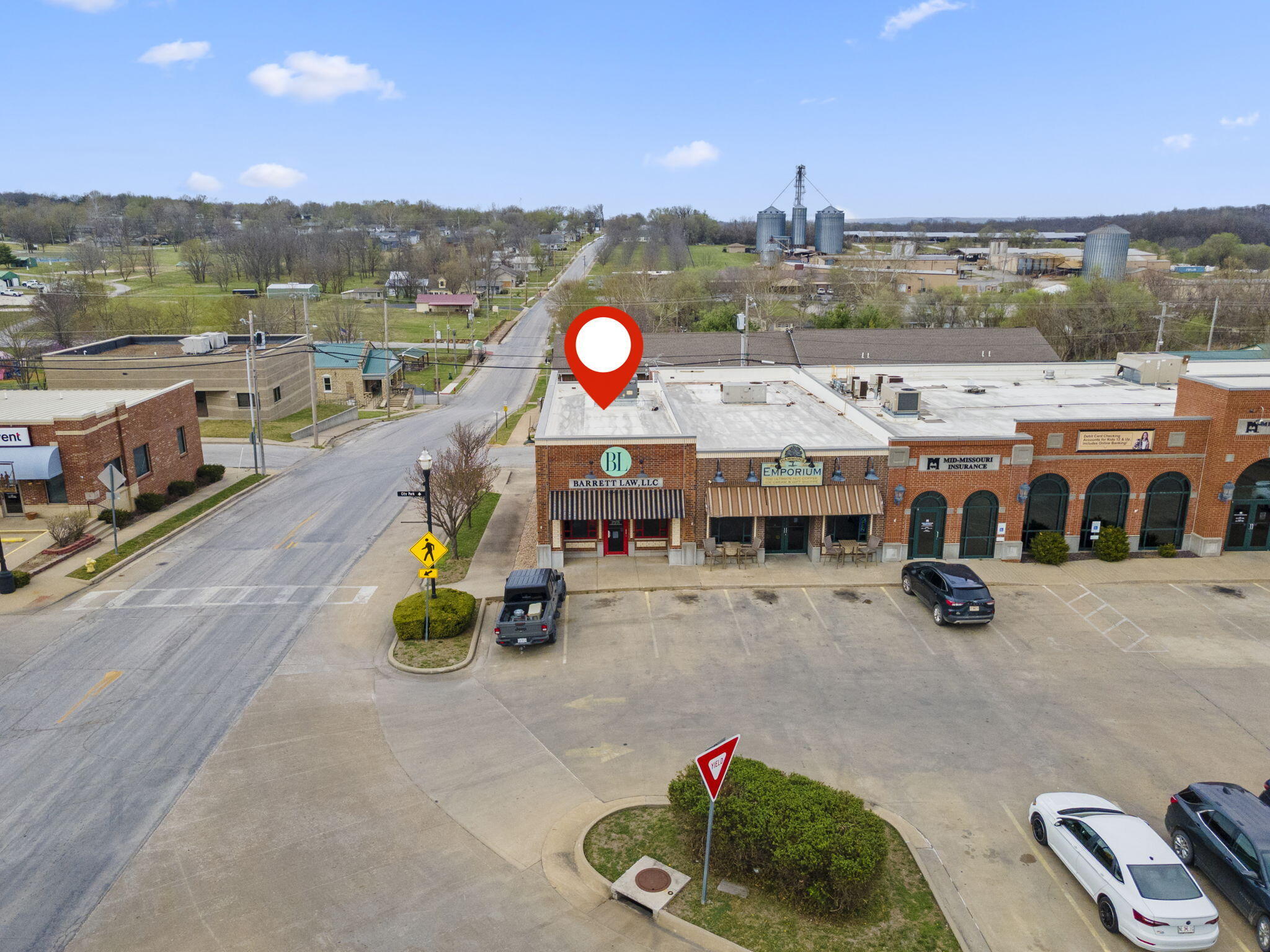 Photo 29 - Commercial Sale for sale – 1  Public Square  Stockton, MO