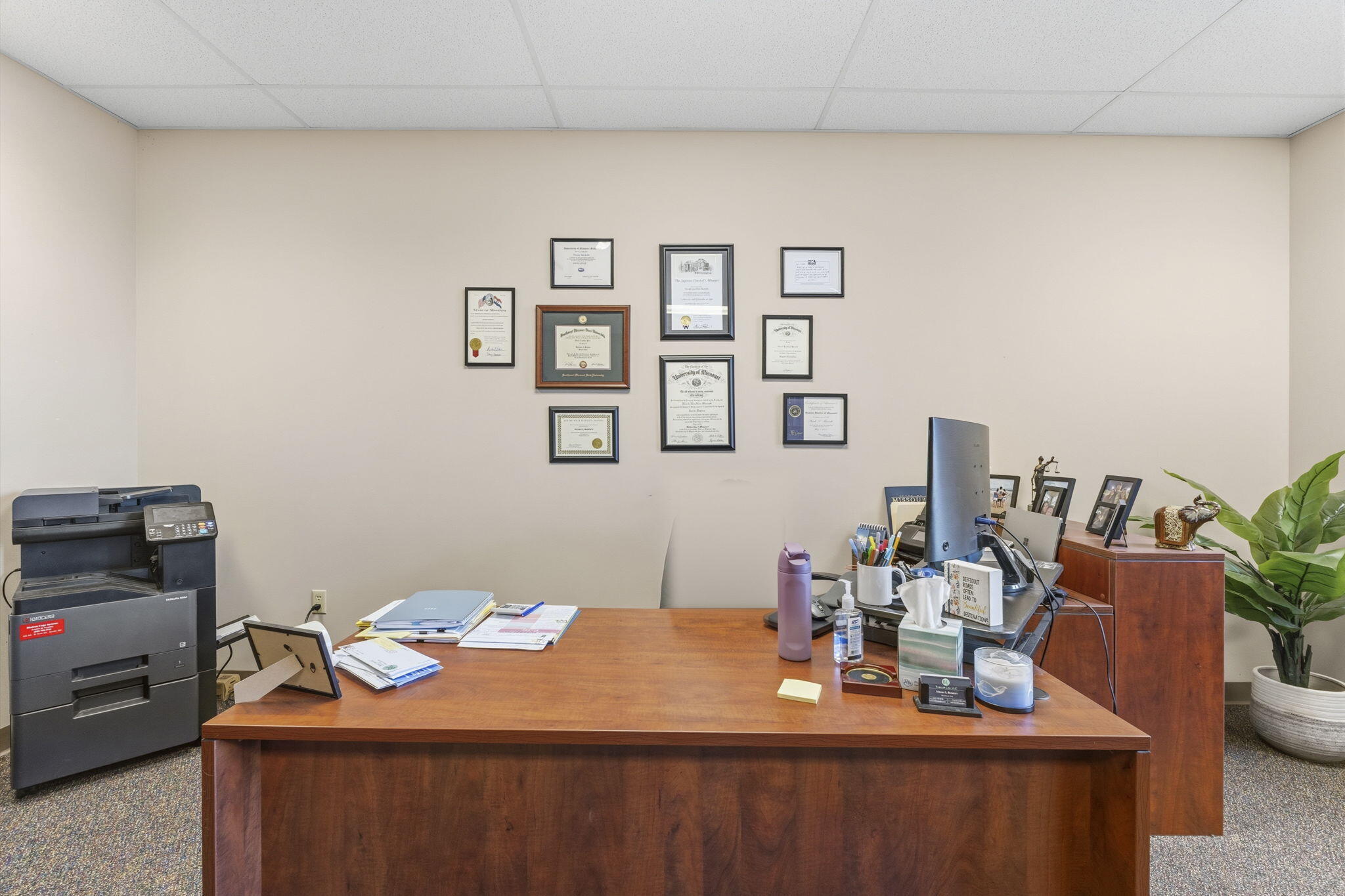 Photo 19 - Commercial Sale for sale – 1  Public Square  Stockton, MO