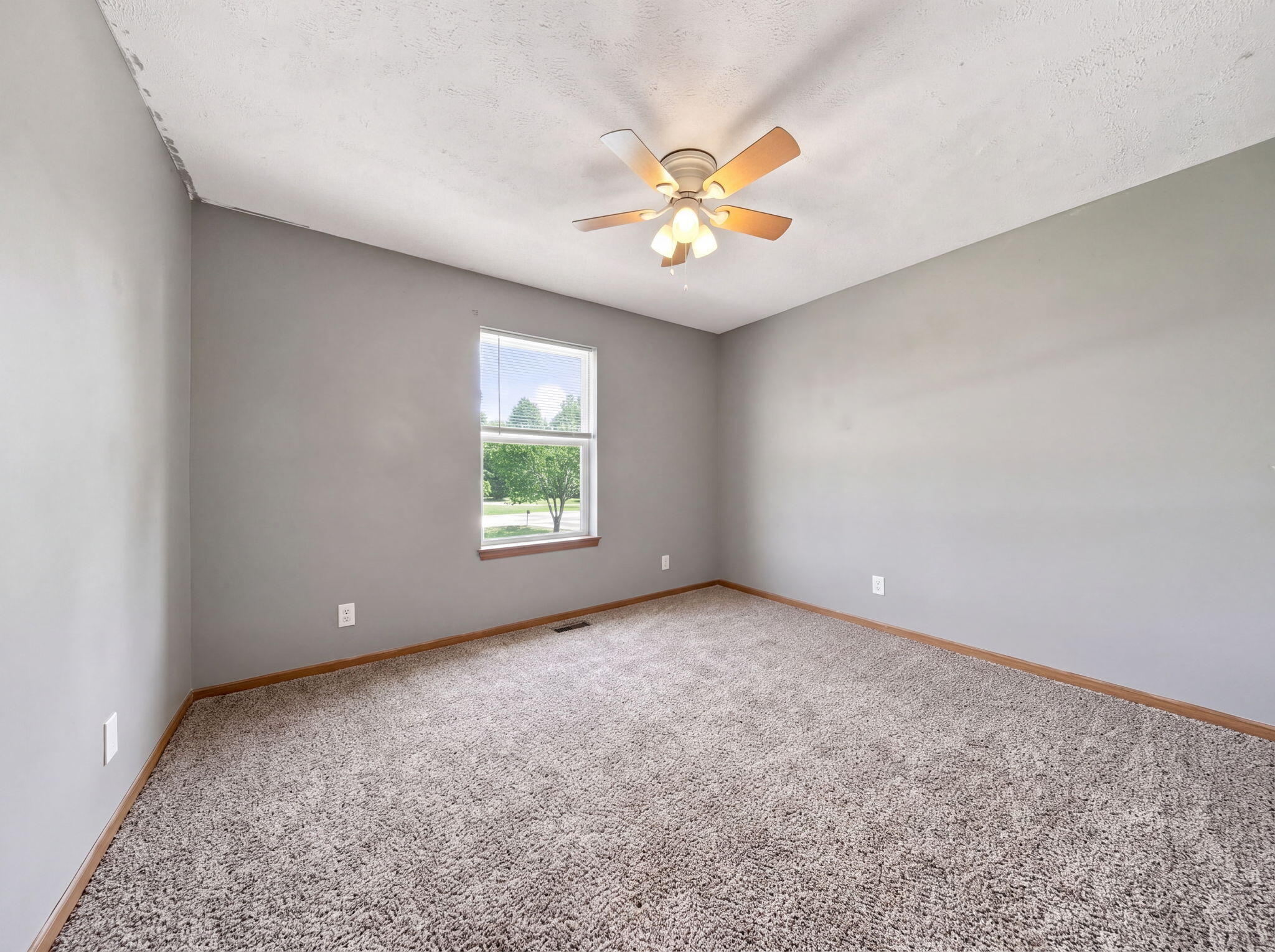 Photo 18 - Residential for sale – 67  Broadview Drive  Marshfield, MO