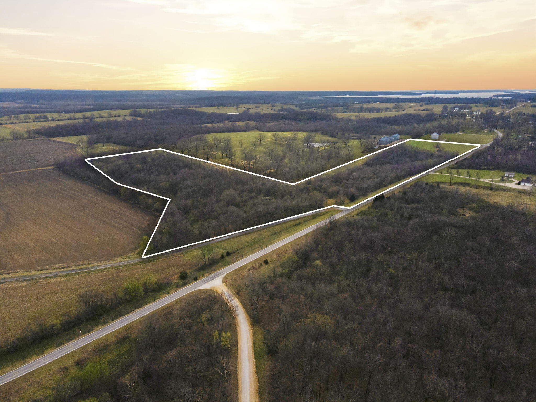 Land for sale – 0 S Highway J   Stockton, MO