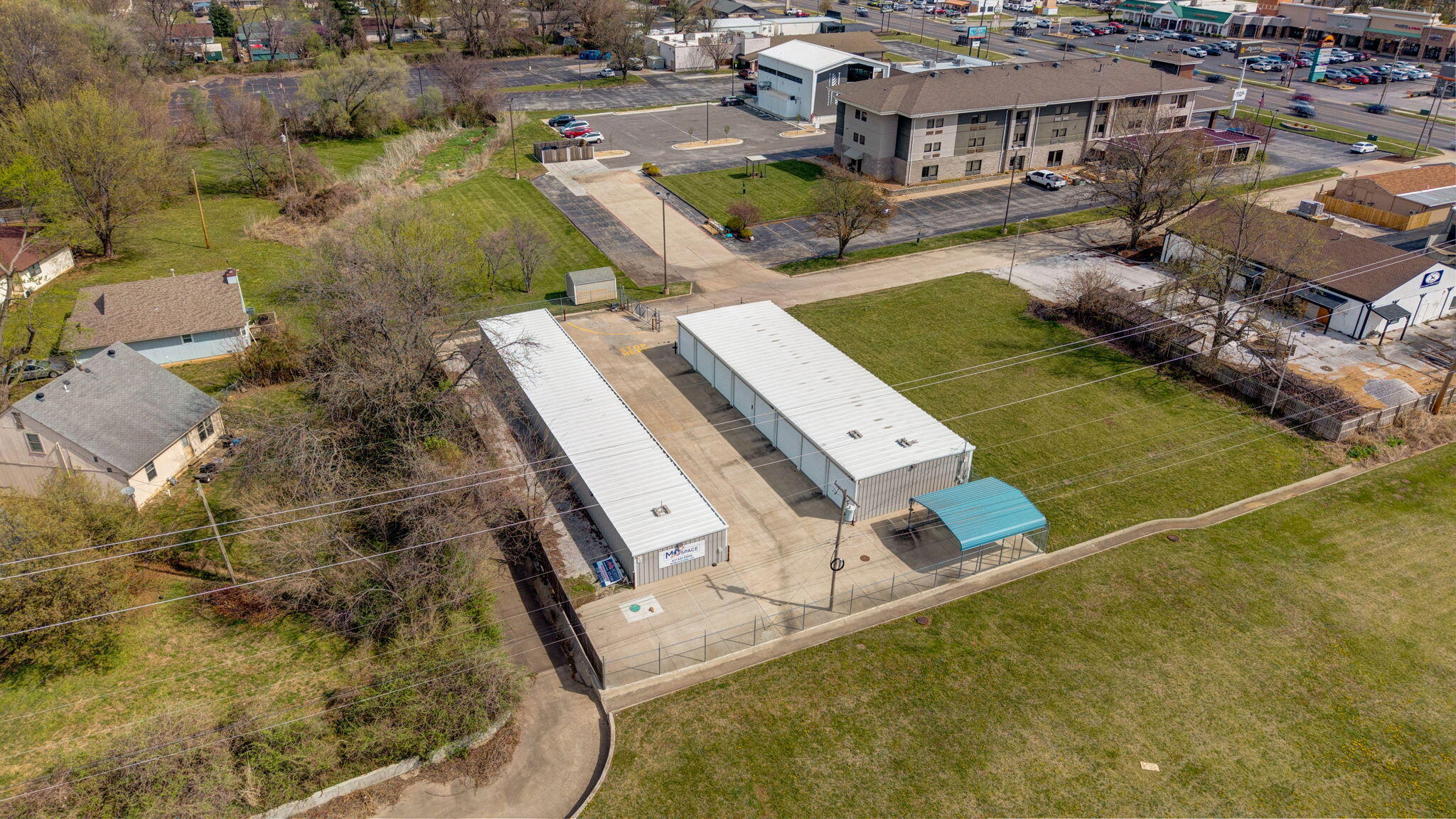 Photo 7 - Commercial Sale for sale – 506 W Edgewood Street  Springfield, MO