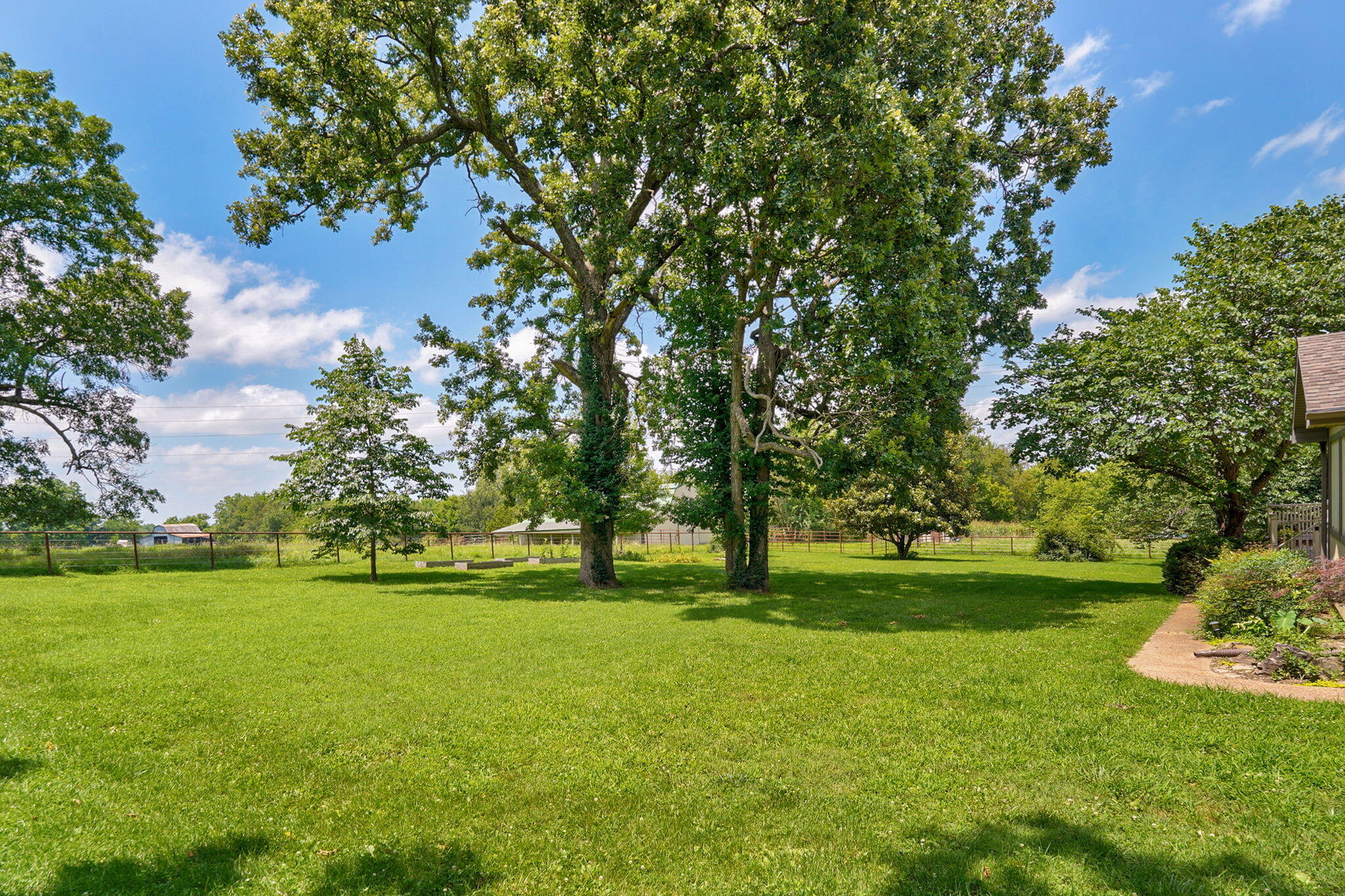 Photo 7 - Residential for sale – 4789 S Farm Road 193   Rogersville, MO