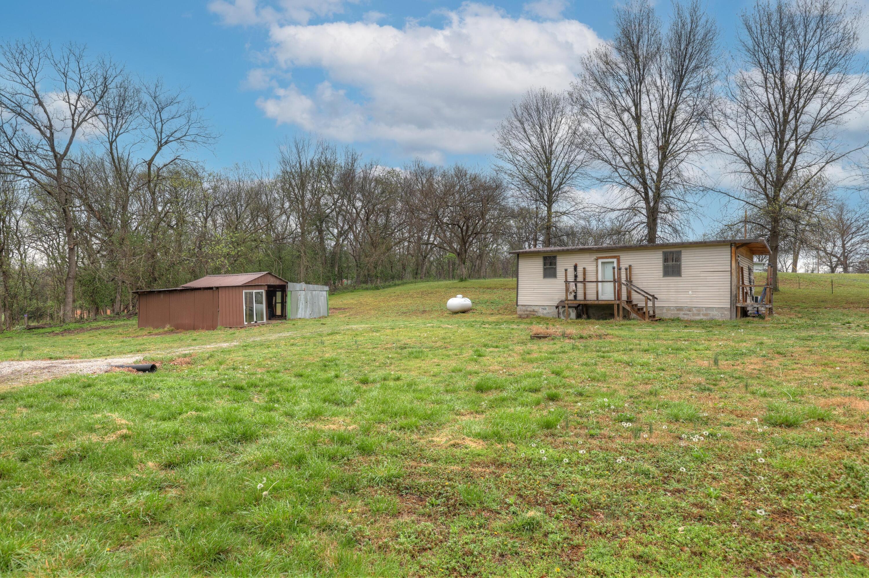 Photo 3 - Residential for sale – 2235  County Road 176   Carthage, MO