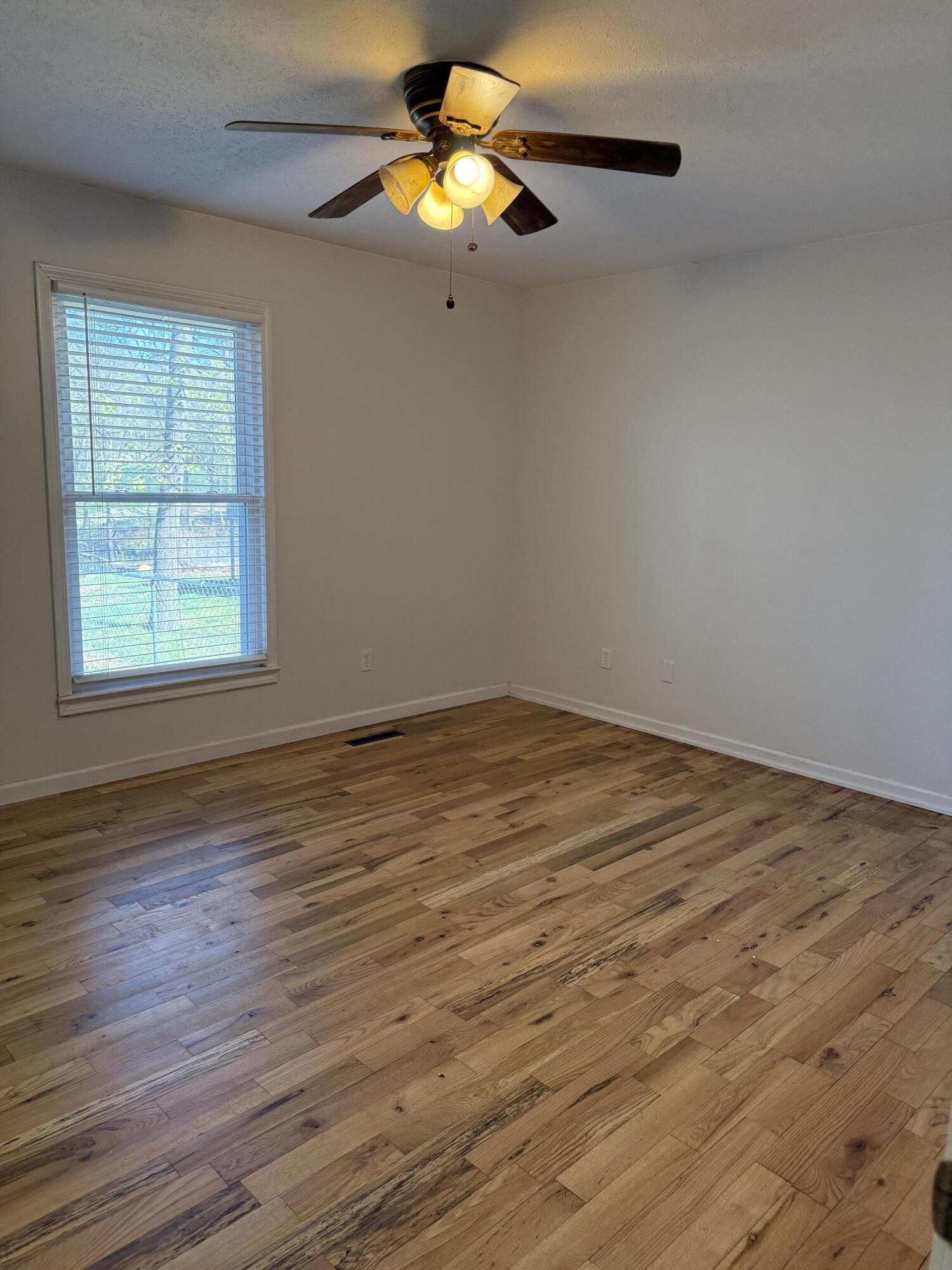 Photo 13 - Residential for sale – 280  Sharyhill Road  Branson, MO