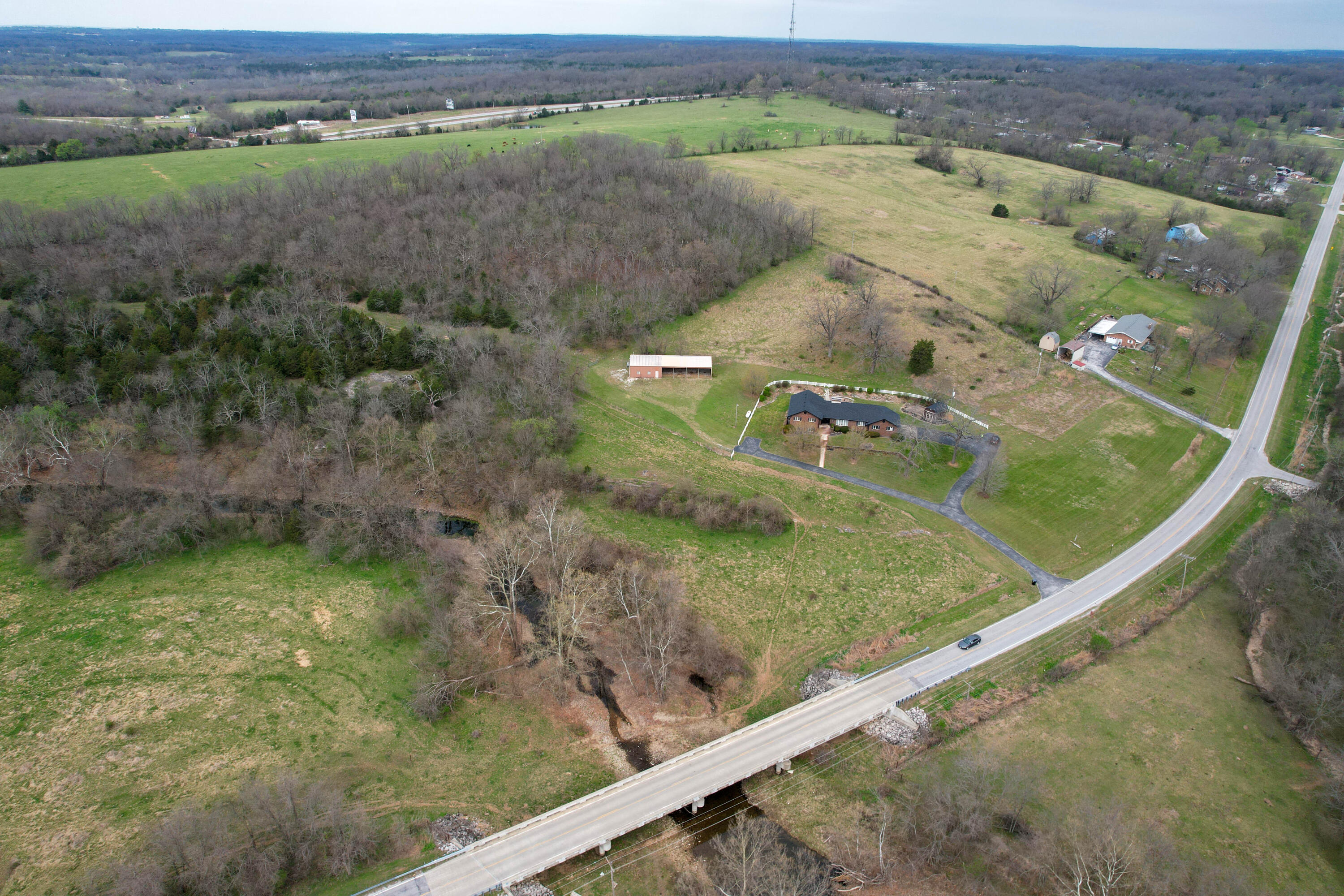 Photo 65 - Residential for sale – 4897 N Farm Road 141   Springfield, MO