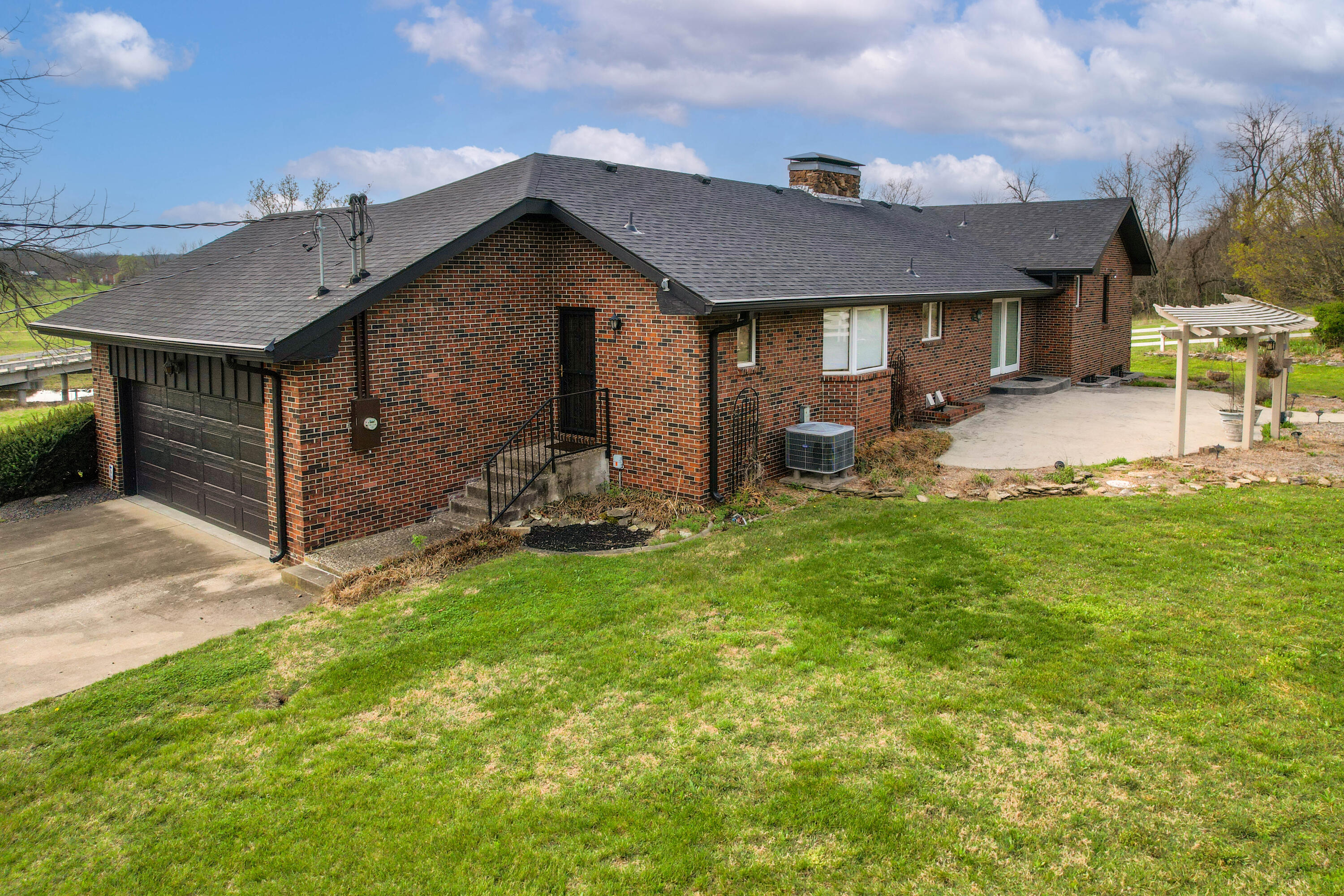 Photo 47 - Residential for sale – 4897 N Farm Road 141   Springfield, MO