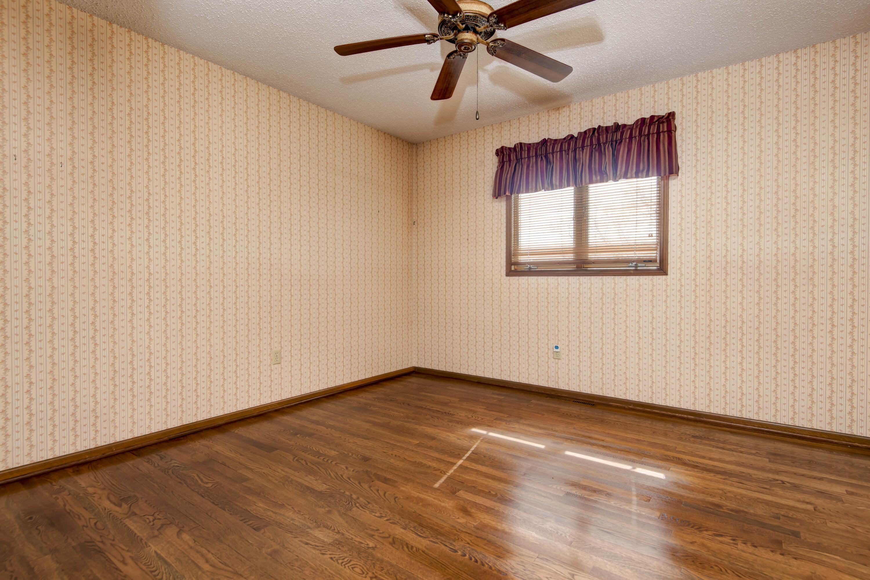 Photo 32 - Residential for sale – 4897 N Farm Road 141   Springfield, MO