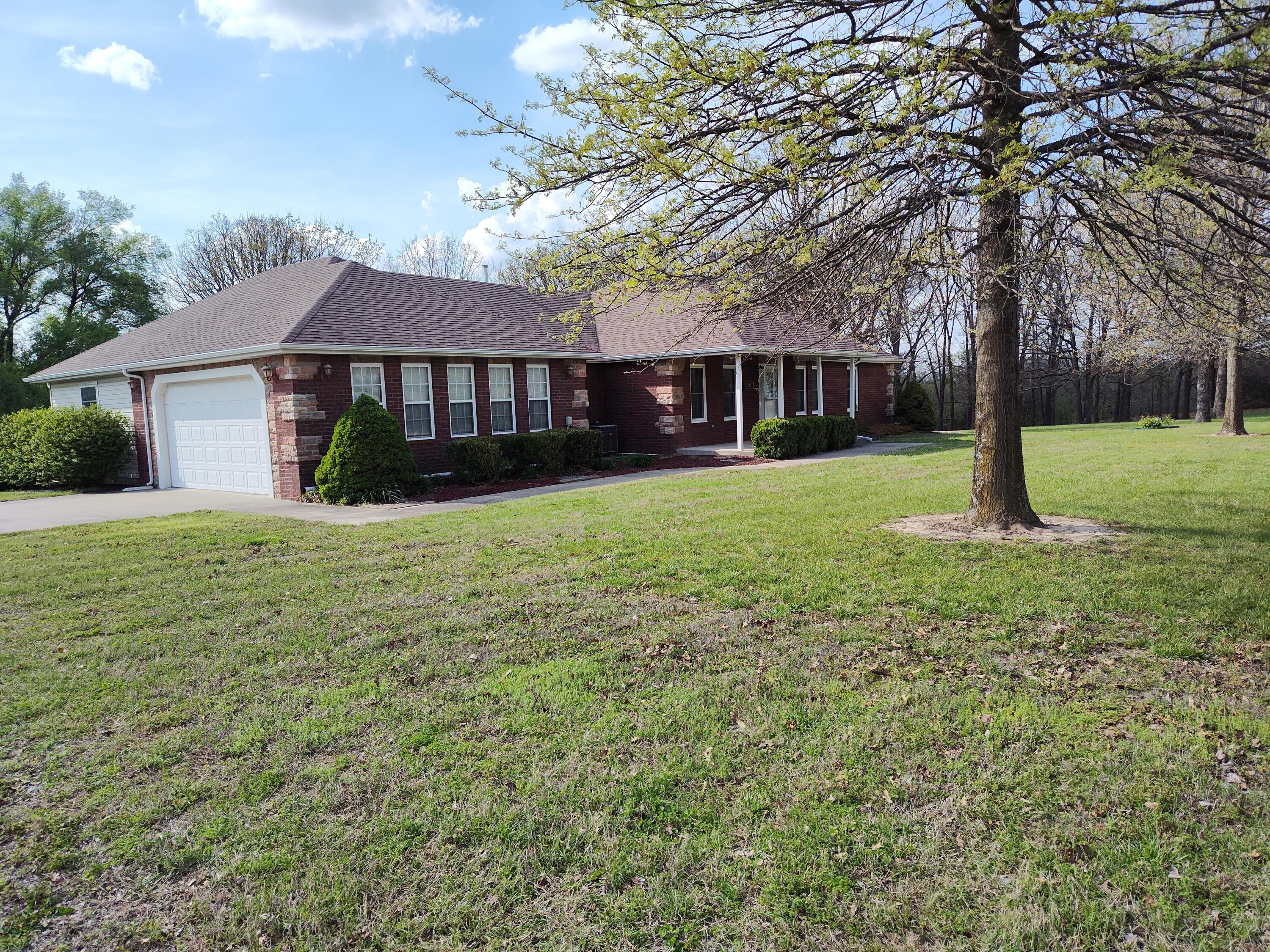Photo 2 - Residential for sale – 4107 S 118th Road  Bolivar, MO