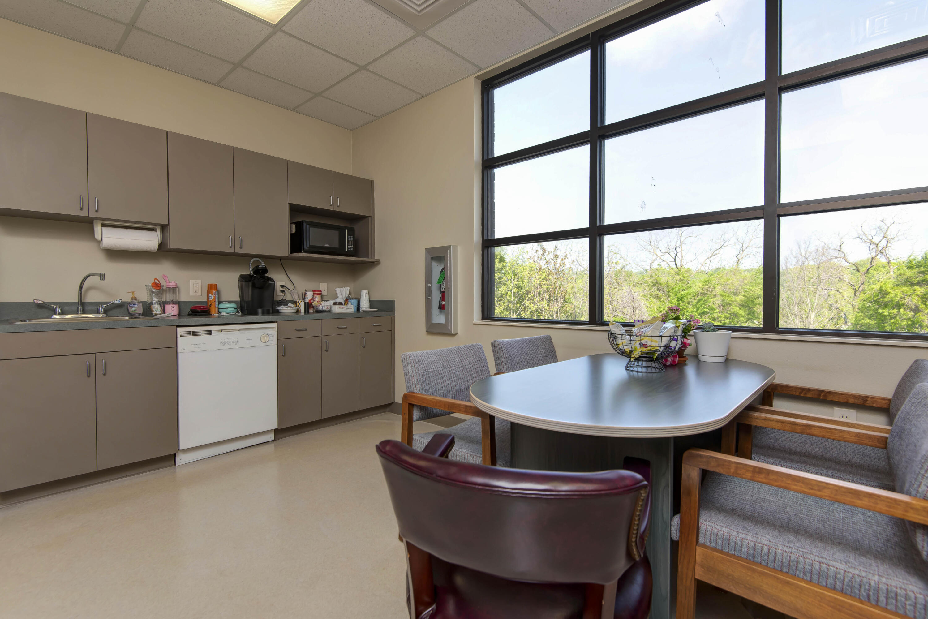 Photo 12 - Commercial Lease for sale – 909 E Republic Road  Springfield, MO