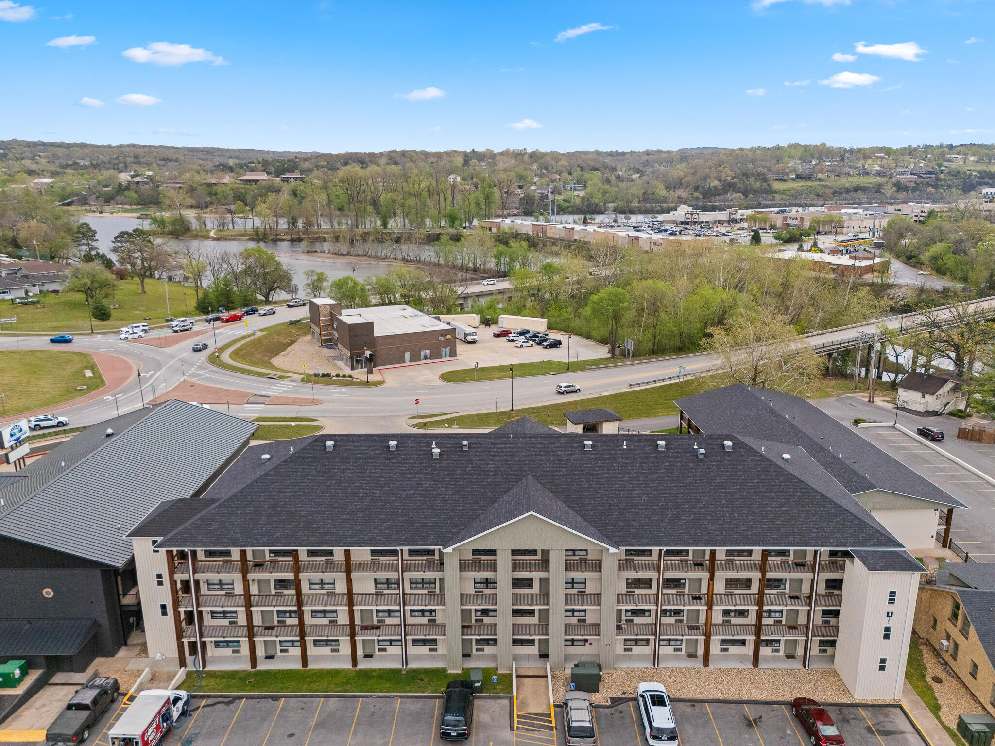 Photo 21 - Residential for sale – 403  Veterans  Blvd   Branson, MO