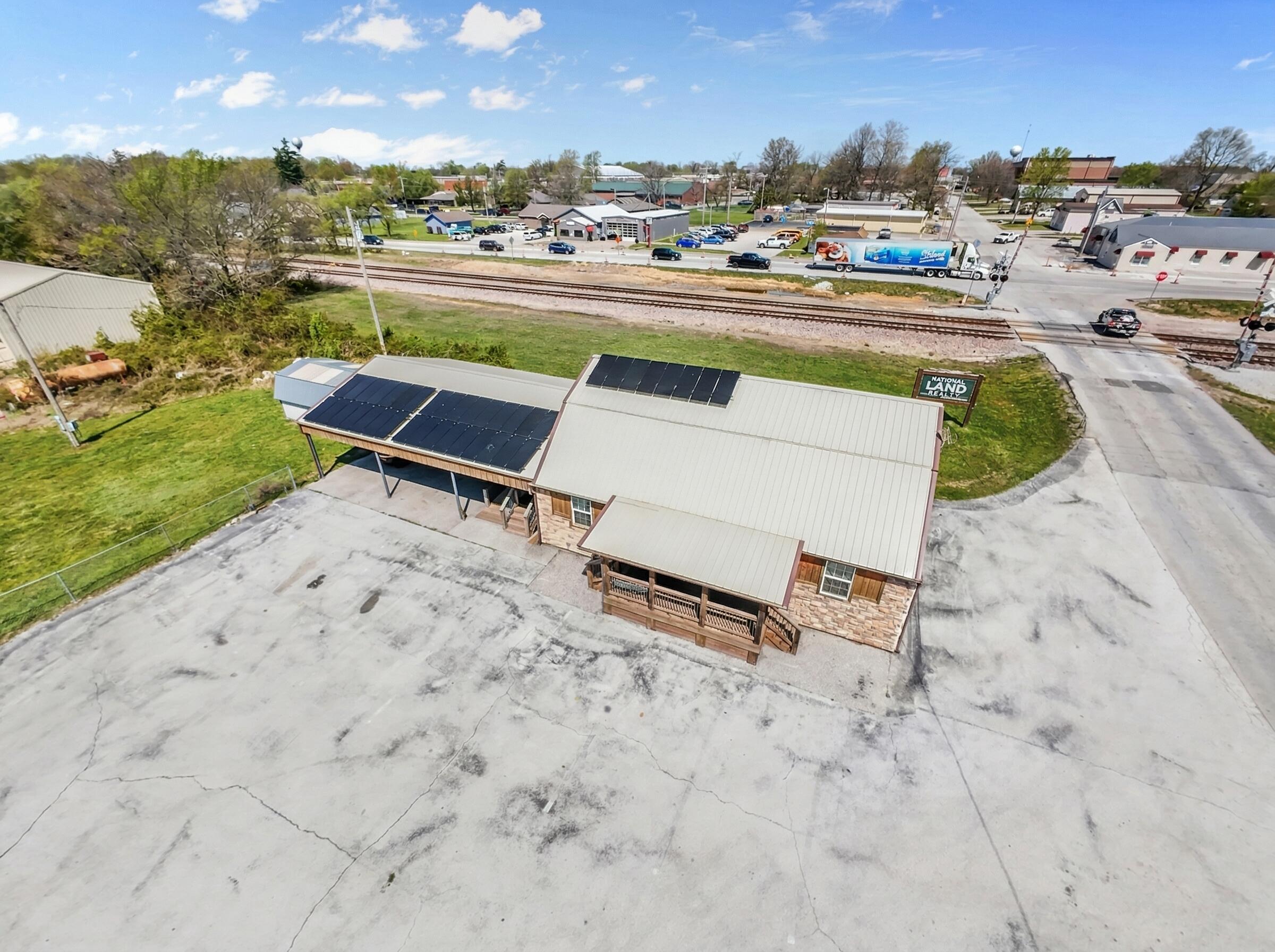 Photo 7 - Commercial Sale for sale – 303  Washington Street  Strafford, MO
