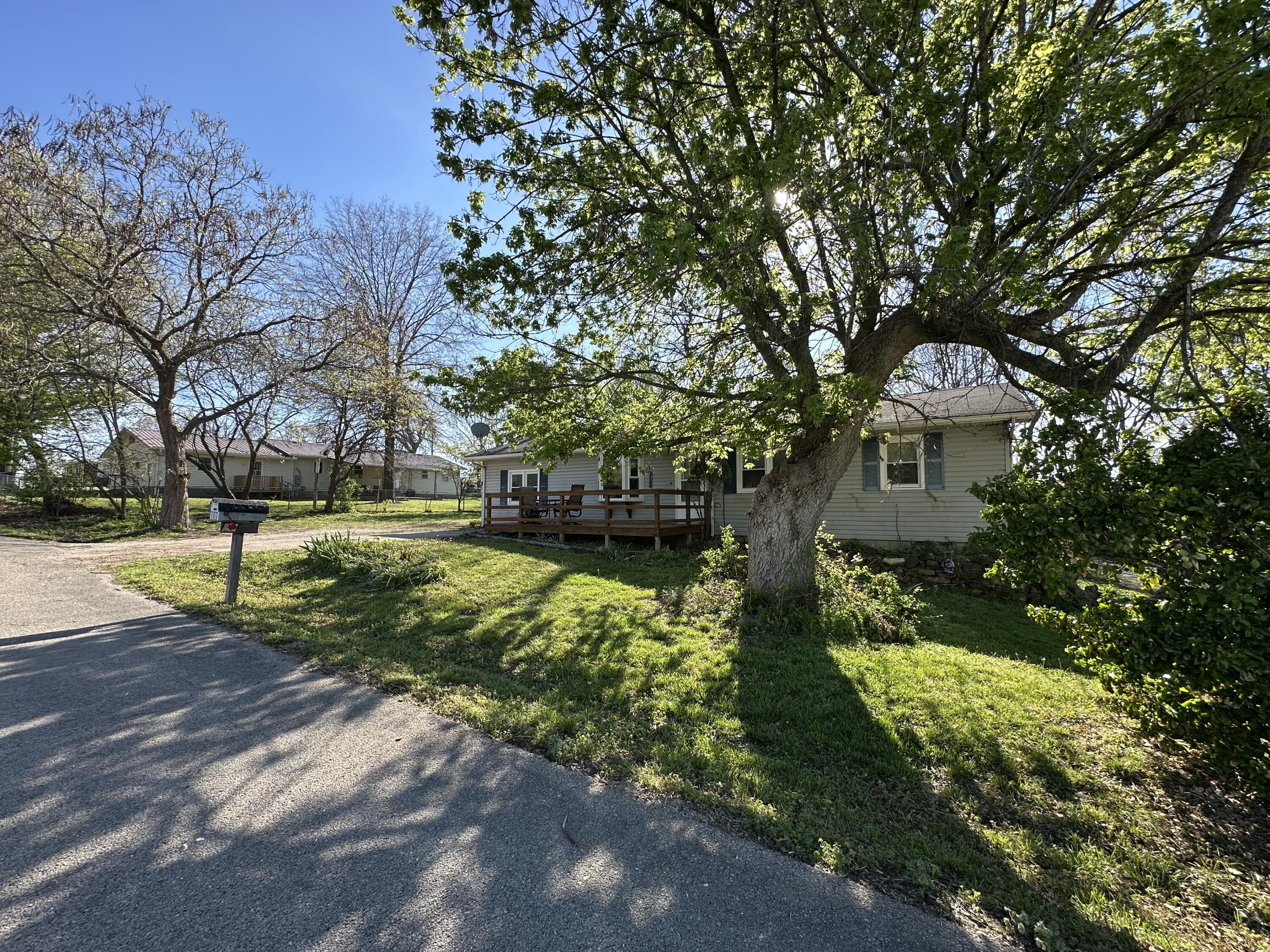 Photo 3 - Residential for sale – 23  Preston Street  Greenfield, MO