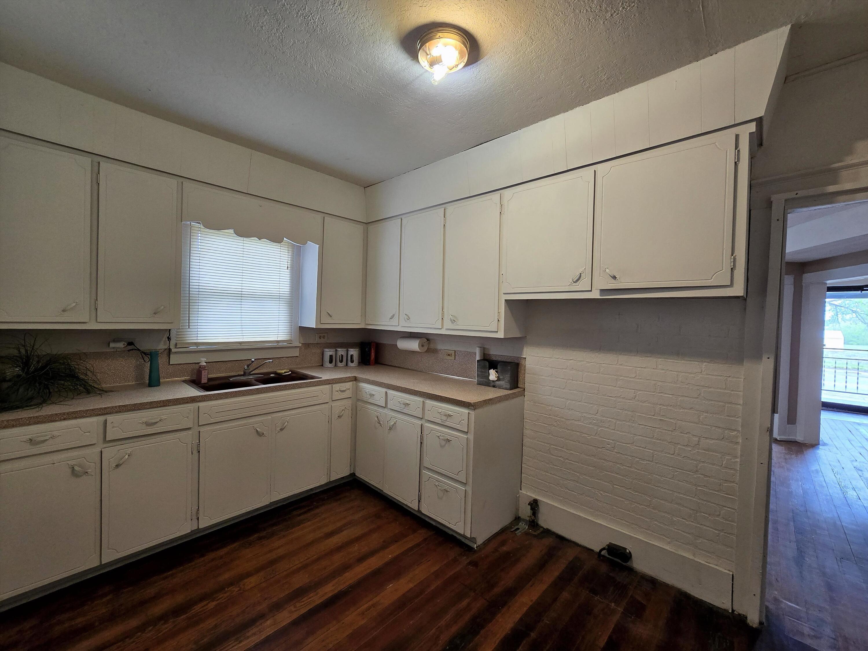 Photo 14 - Commercial Sale for sale – 902 N Jefferson Street  Ava, MO